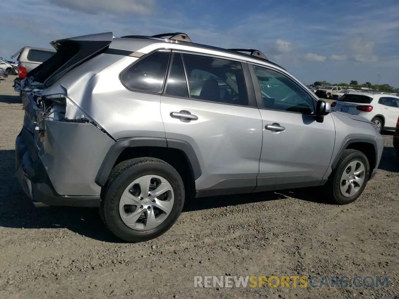 3 Фотография поврежденного автомобиля 2T3K1RFV7LW064131 TOYOTA RAV4 2020