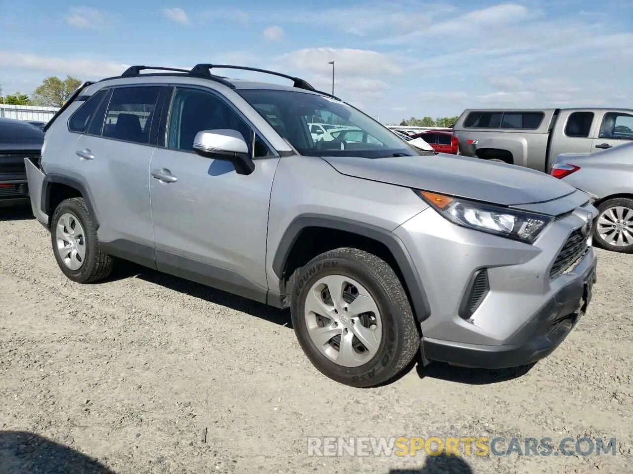 4 Фотография поврежденного автомобиля 2T3K1RFV7LW064131 TOYOTA RAV4 2020