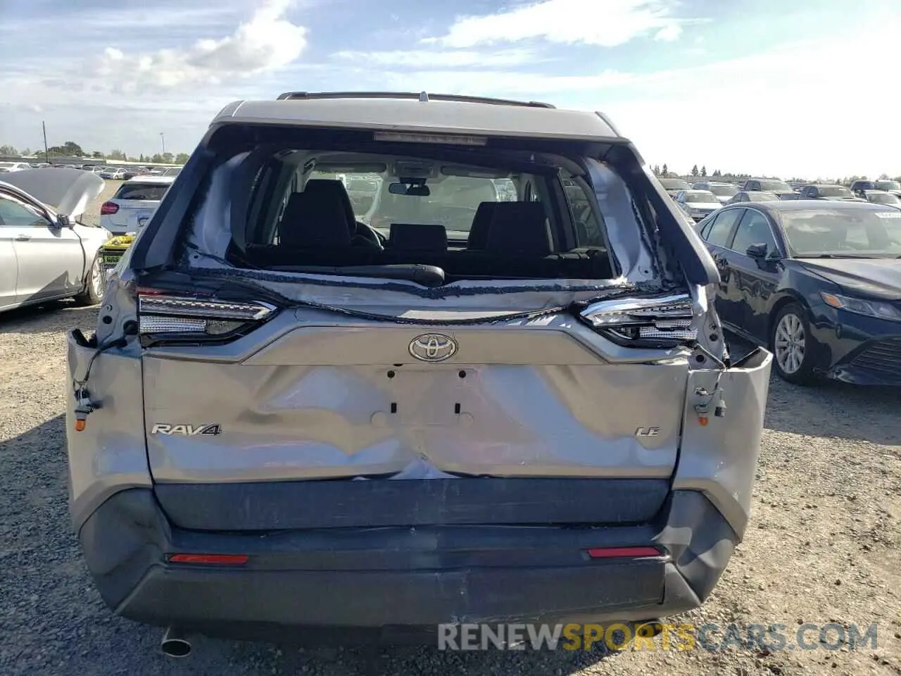 6 Фотография поврежденного автомобиля 2T3K1RFV7LW064131 TOYOTA RAV4 2020