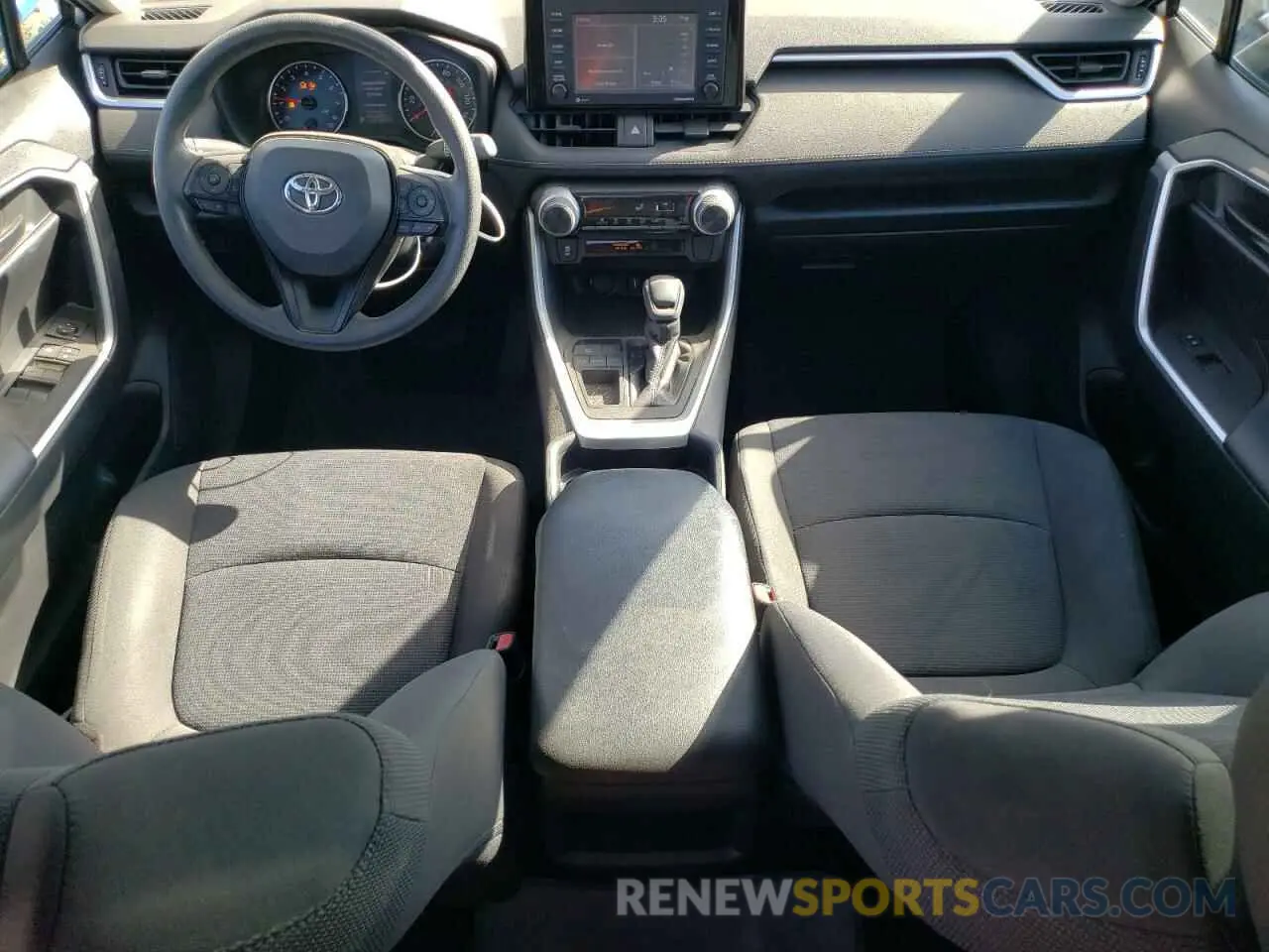 8 Фотография поврежденного автомобиля 2T3K1RFV7LW064131 TOYOTA RAV4 2020