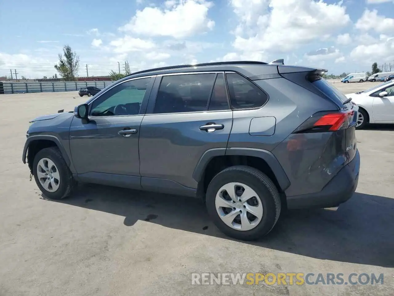 2 Фотография поврежденного автомобиля 2T3K1RFVXLC080552 TOYOTA RAV4 2020