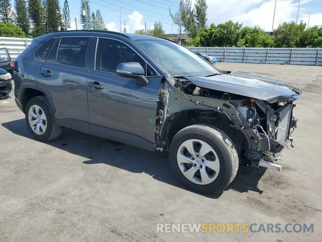 4 Фотография поврежденного автомобиля 2T3K1RFVXLC080552 TOYOTA RAV4 2020