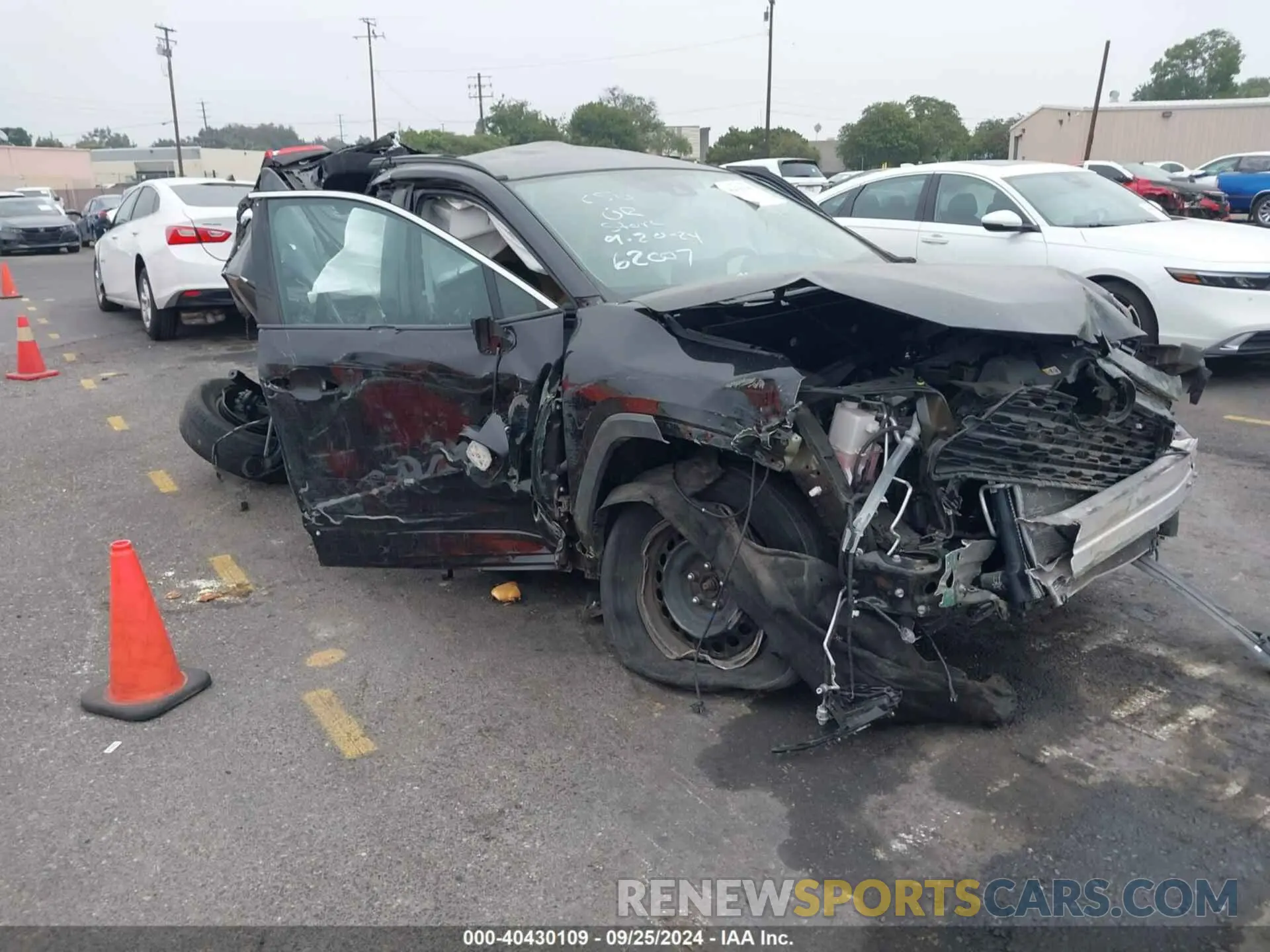 1 Photograph of a damaged car 2T3K1RFVXLW085121 TOYOTA RAV4 2020