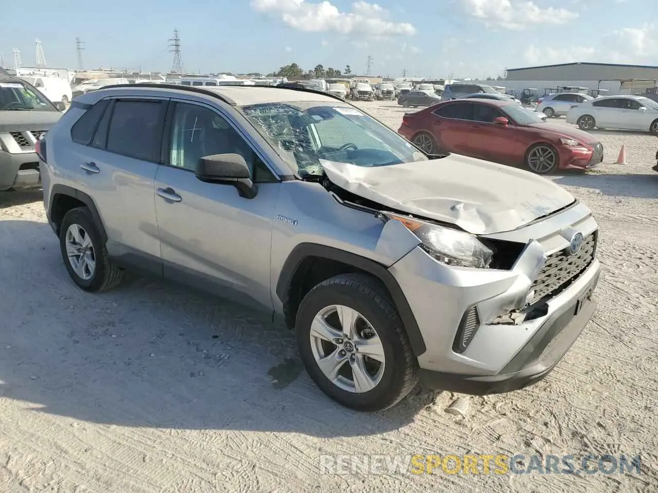 4 Photograph of a damaged car 2T3LWRFV3LW070563 TOYOTA RAV4 2020