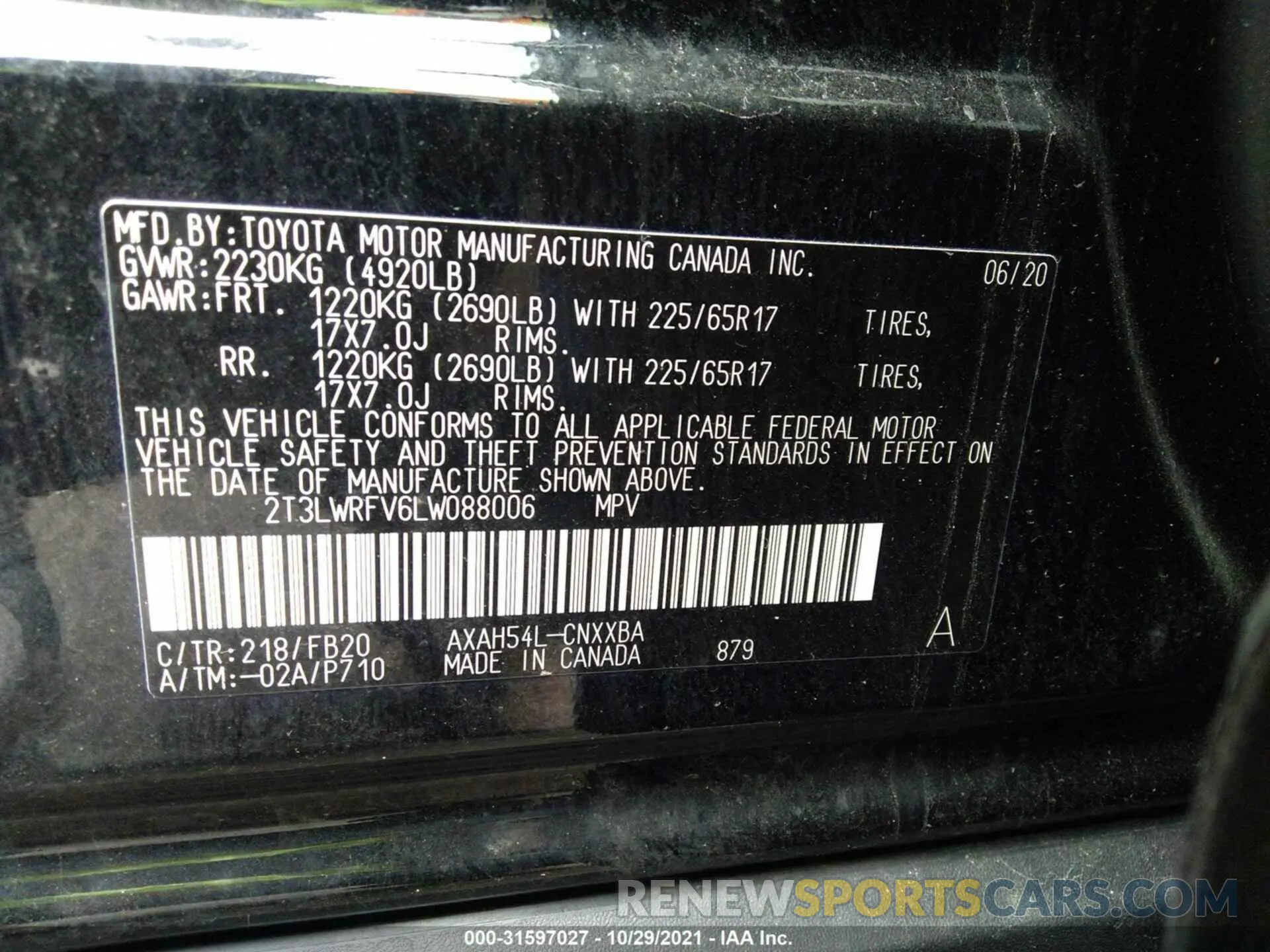 9 Photograph of a damaged car 2T3LWRFV6LW088006 TOYOTA RAV4 2020