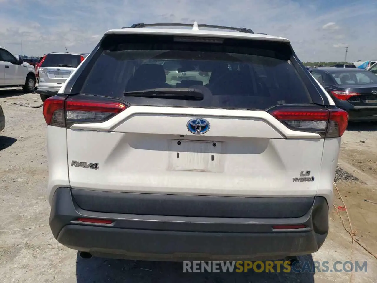 6 Photograph of a damaged car 2T3MWRFV2LW049739 TOYOTA RAV4 2020