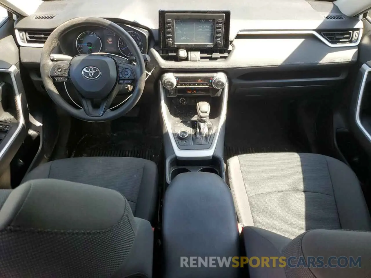 8 Фотография поврежденного автомобиля 2T3MWRFV2LW065097 TOYOTA RAV4 2020