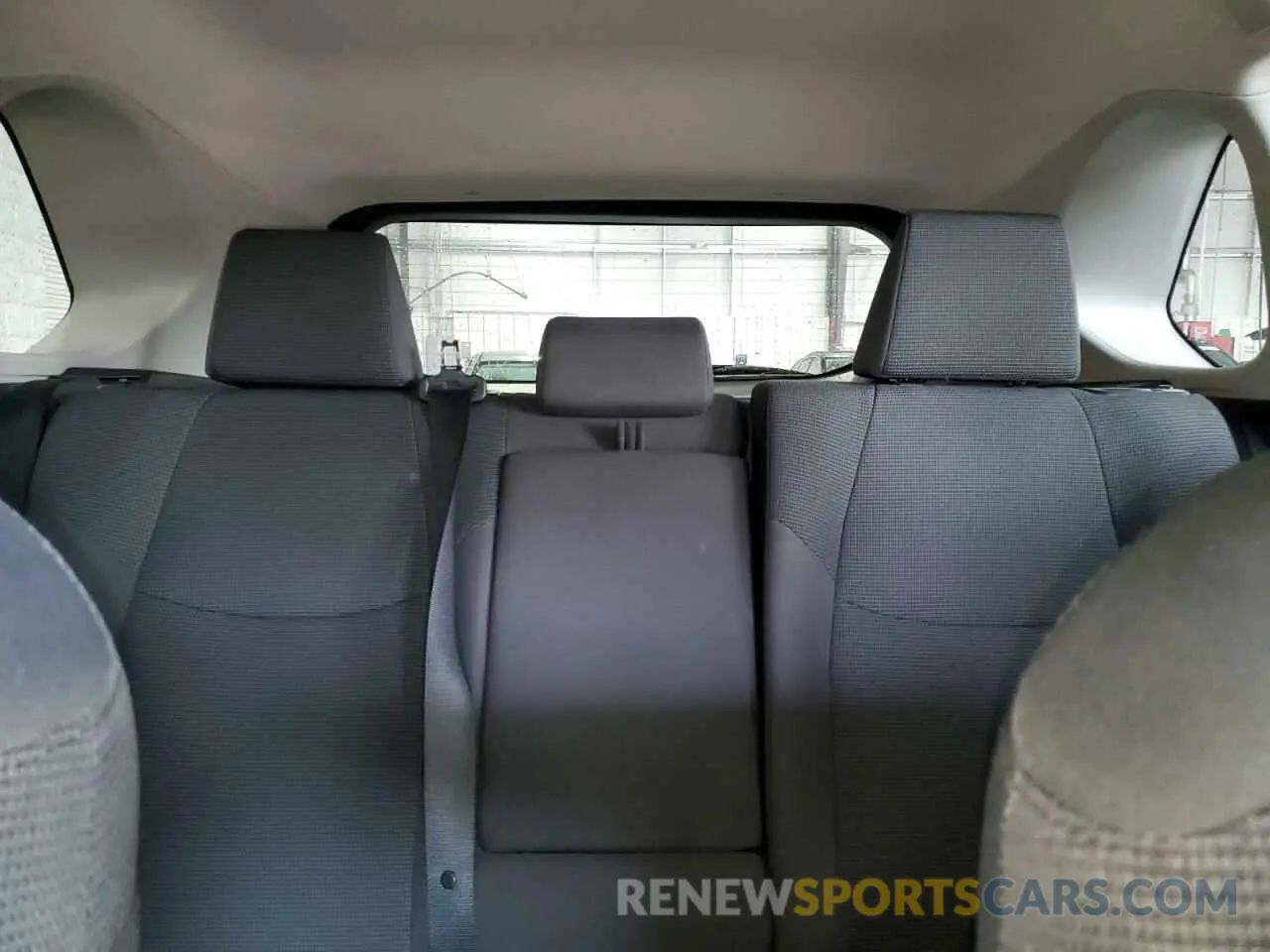 10 Фотография поврежденного автомобиля 2T3MWRFV7LW055892 TOYOTA RAV4 2020