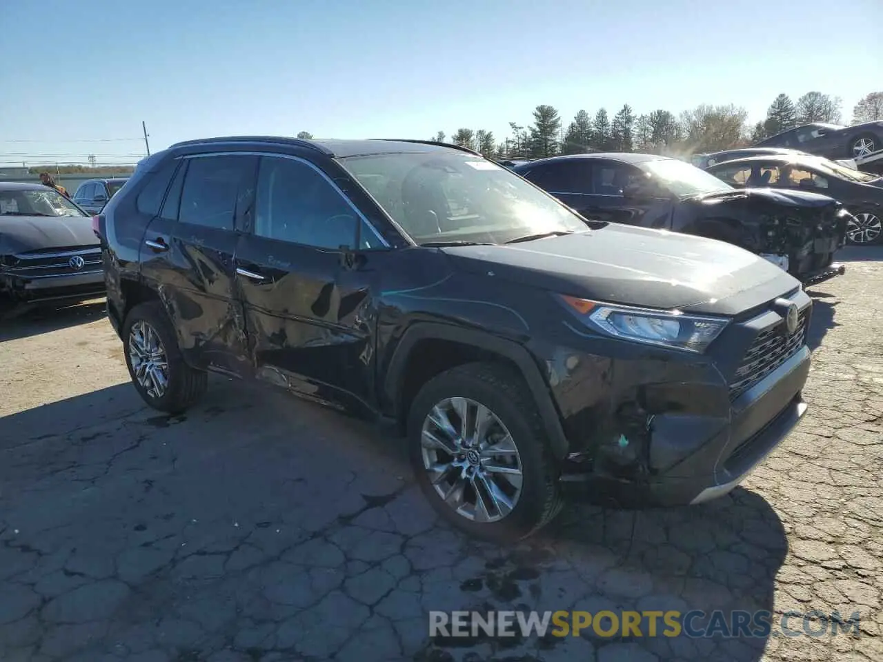 4 Фотография поврежденного автомобиля 2T3N1RFV4LW136836 TOYOTA RAV4 2020