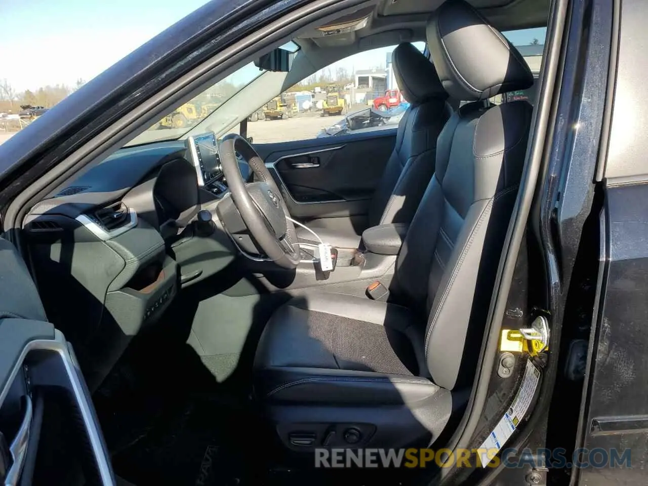 7 Фотография поврежденного автомобиля 2T3N1RFV4LW136836 TOYOTA RAV4 2020