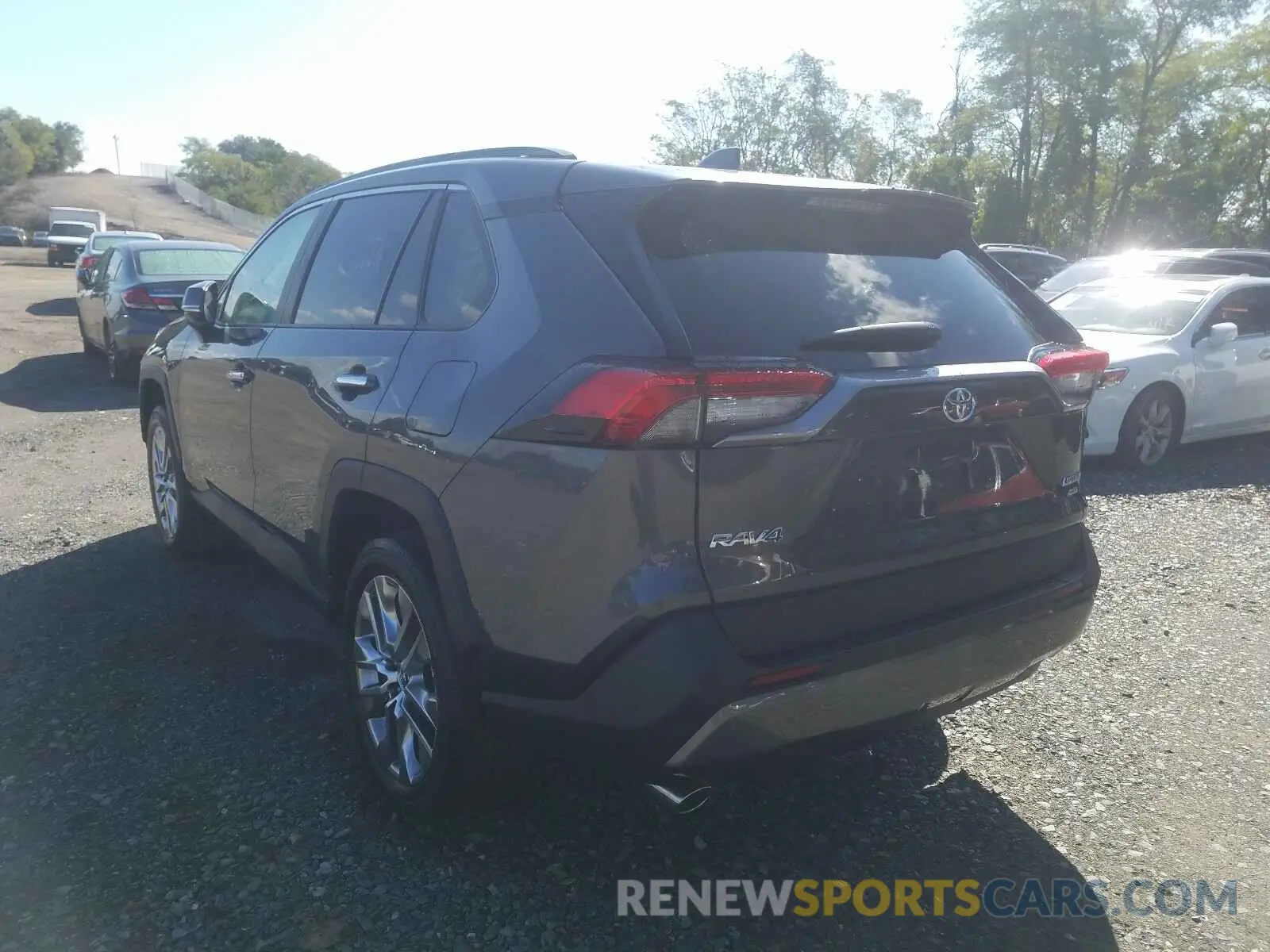 3 Photograph of a damaged car 2T3N1RFV7LC105629 TOYOTA RAV4 2020