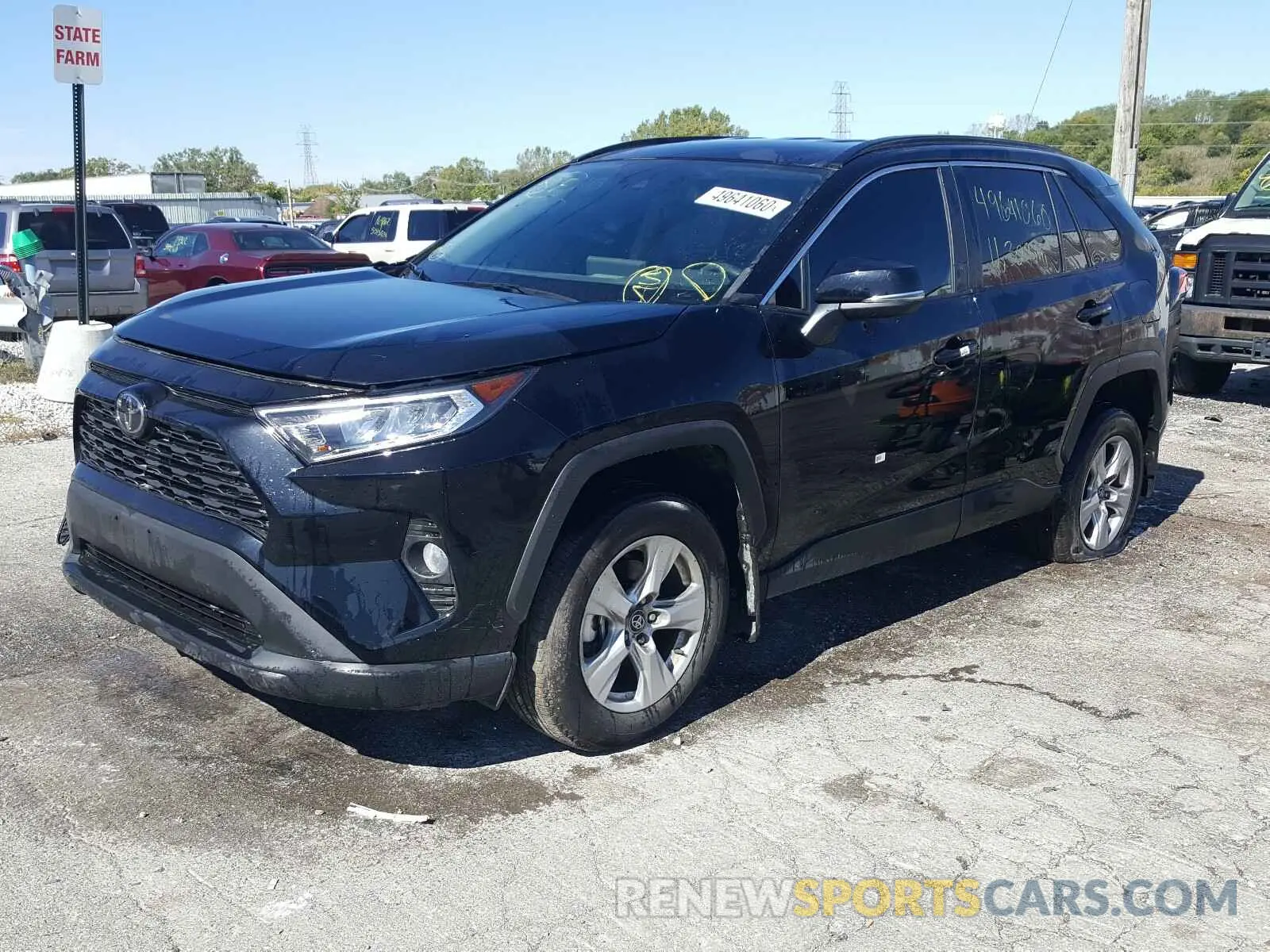 2 Photograph of a damaged car 2T3P1RFV0LC065323 TOYOTA RAV4 2020
