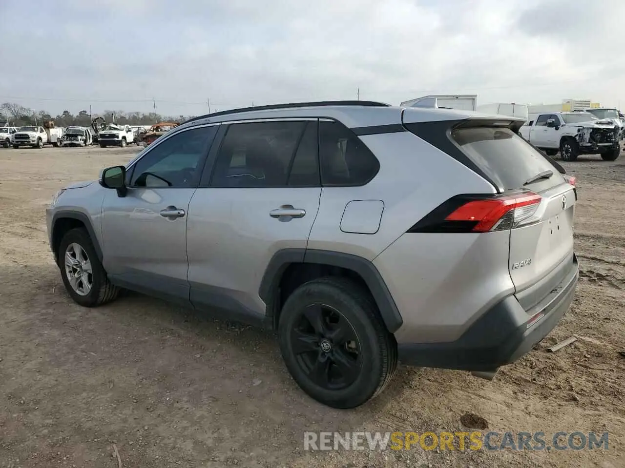 2 Photograph of a damaged car 2T3P1RFV0LC095311 TOYOTA RAV4 2020