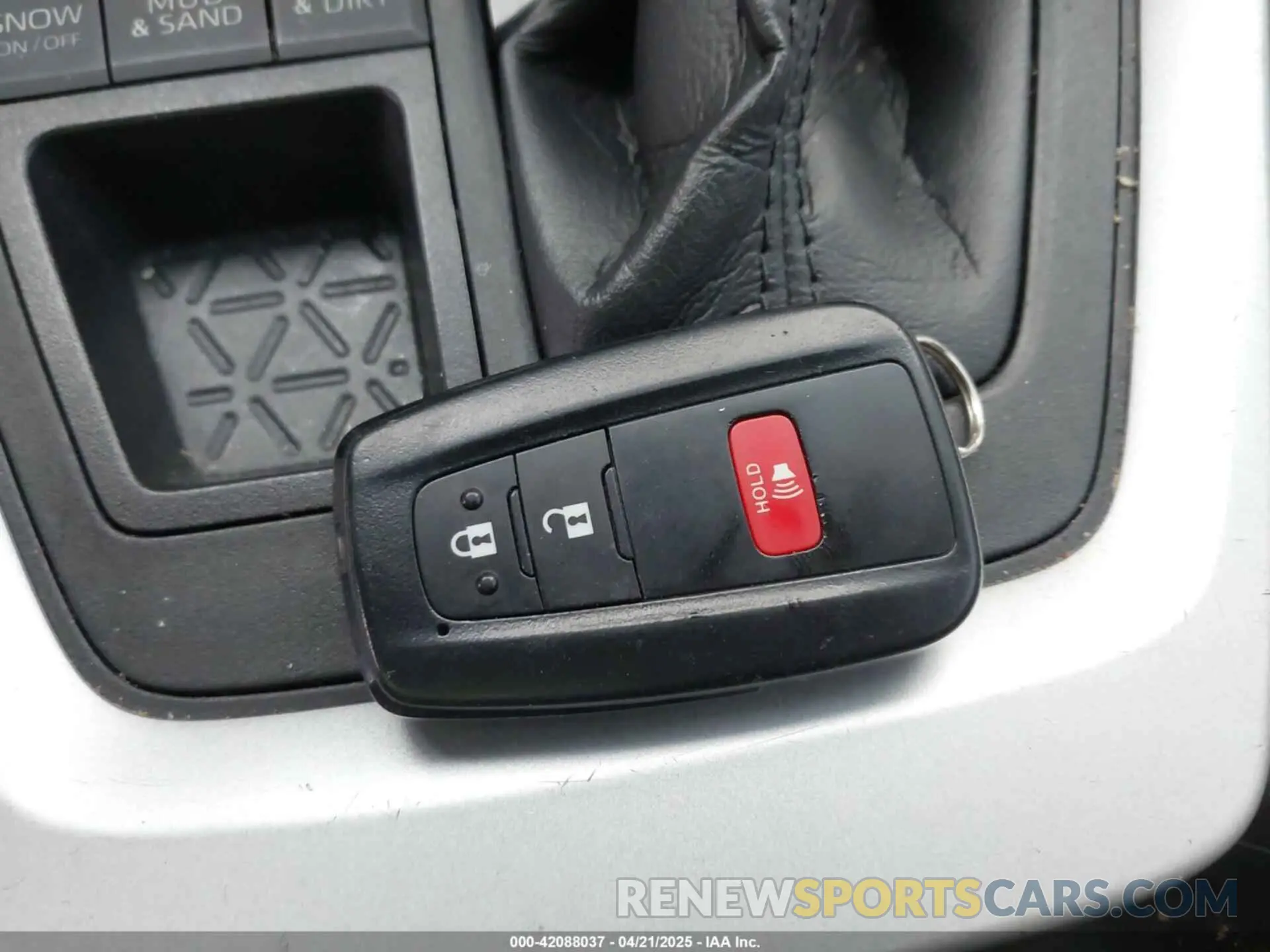 11 Фотография поврежденного автомобиля 2T3P1RFV0LC099939 TOYOTA RAV4 2020