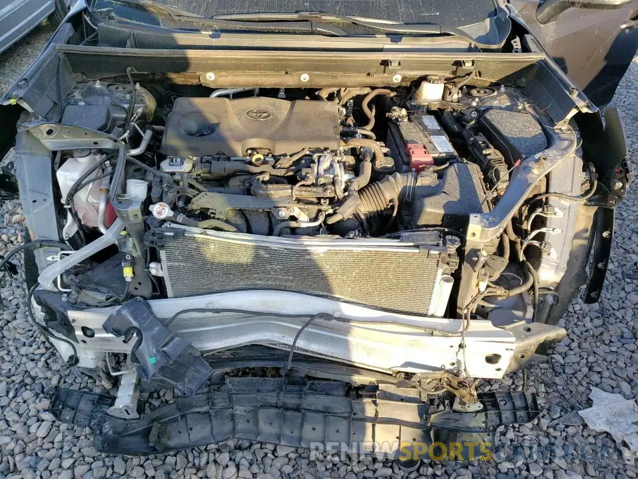 7 Фотография поврежденного автомобиля 2T3P1RFV0LC100541 TOYOTA RAV4 2020