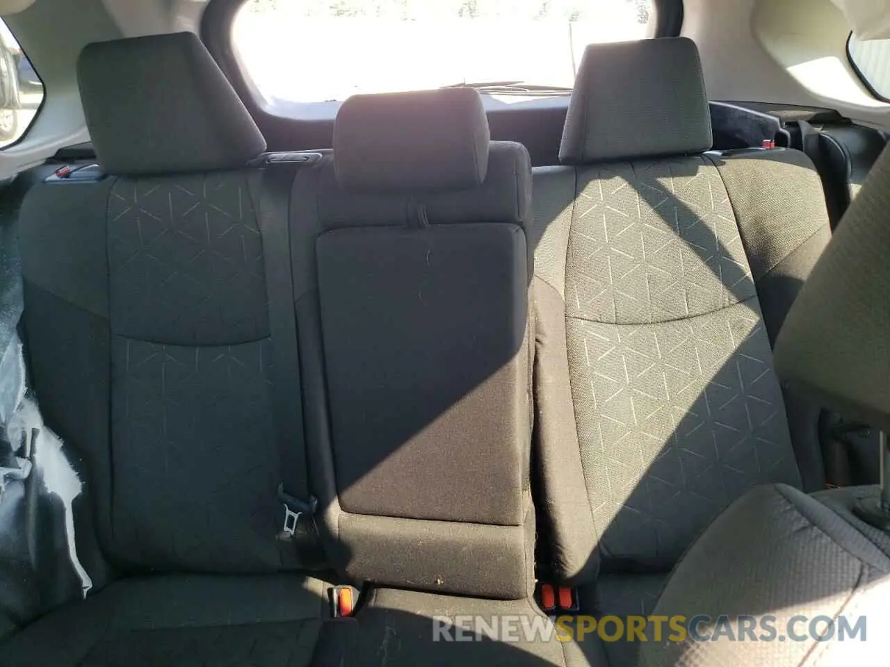 10 Фотография поврежденного автомобиля 2T3P1RFV0LC115069 TOYOTA RAV4 2020