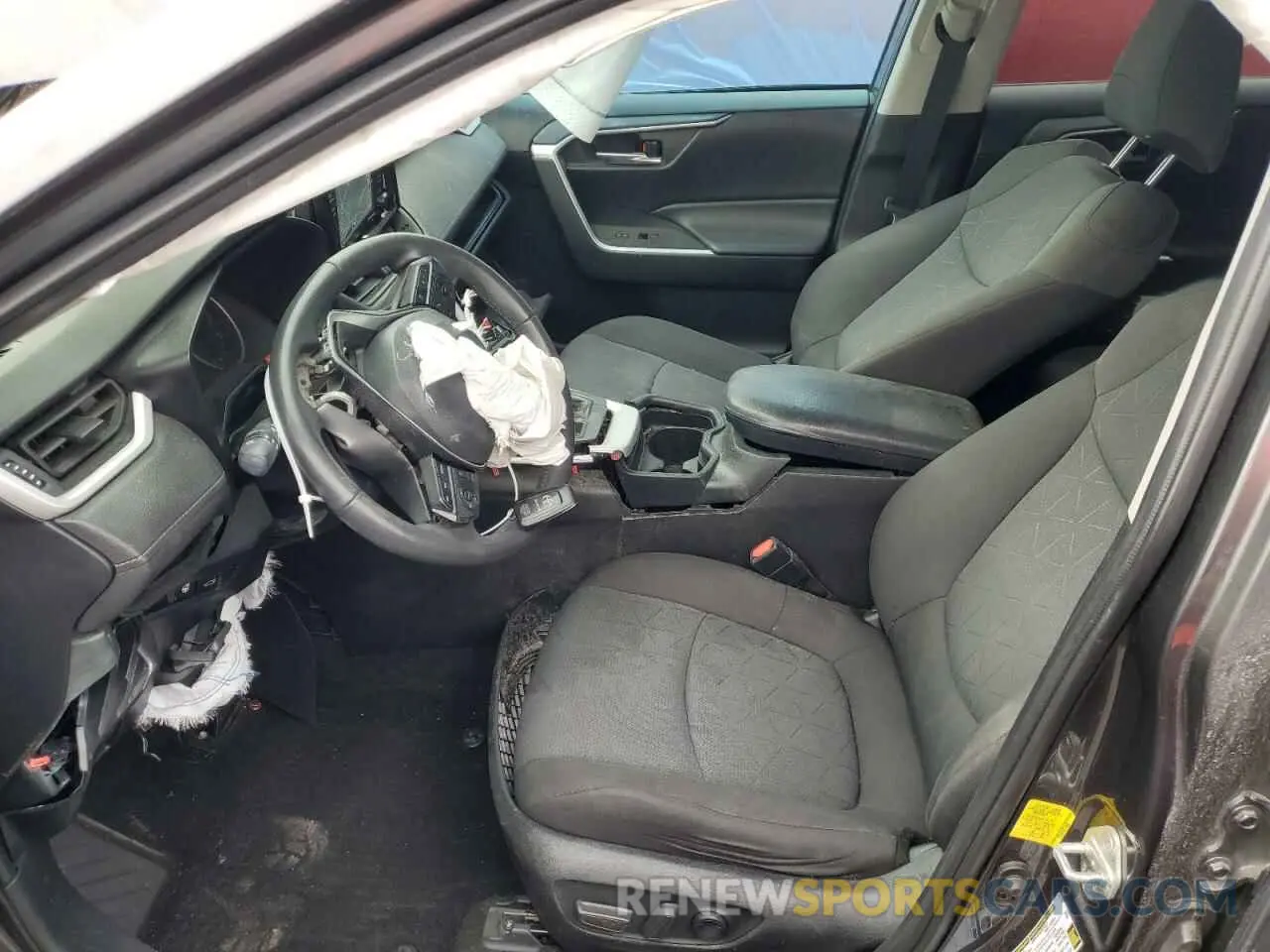 7 Фотография поврежденного автомобиля 2T3P1RFV0LC115069 TOYOTA RAV4 2020