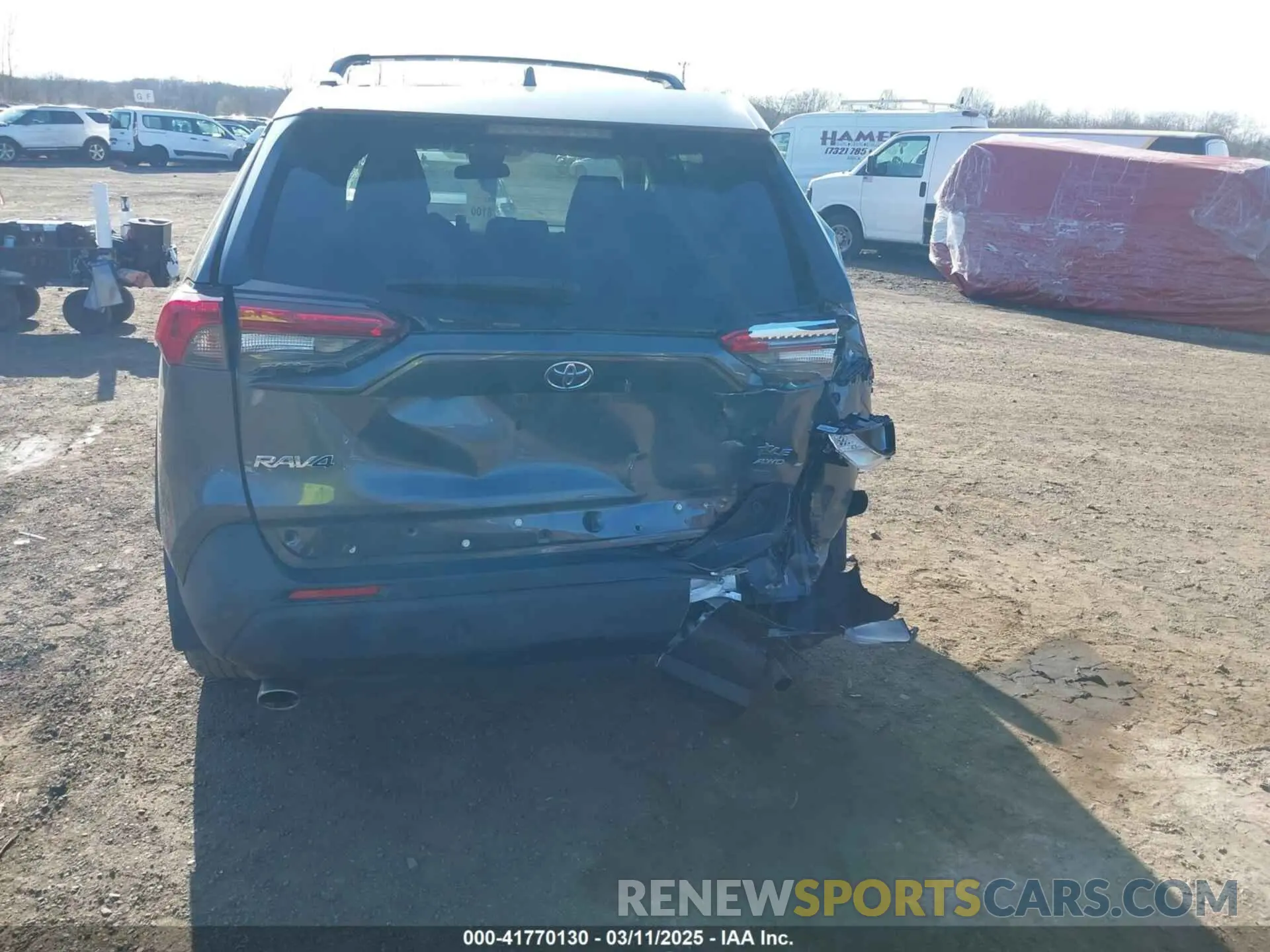 17 Фотография поврежденного автомобиля 2T3P1RFV1LC073754 TOYOTA RAV4 2020