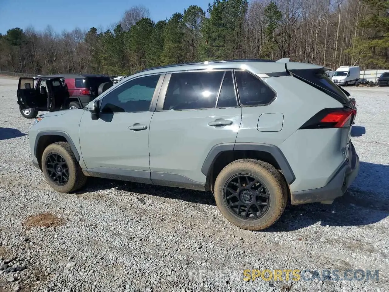 2 Photograph of a damaged car 2T3P1RFV1LC075942 TOYOTA RAV4 2020