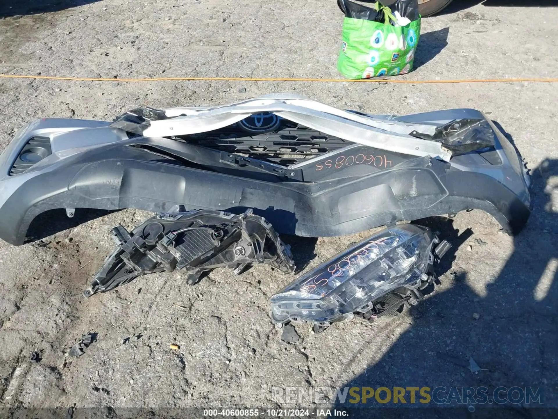 12 Фотография поврежденного автомобиля 2T3P1RFV1LC101648 TOYOTA RAV4 2020
