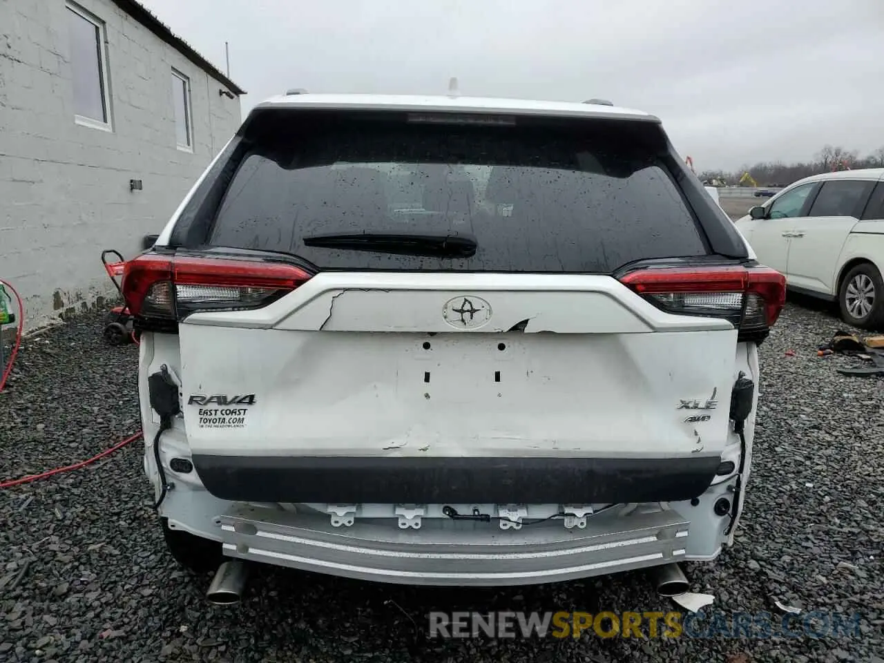 6 Photograph of a damaged car 2T3P1RFV1LW131974 TOYOTA RAV4 2020