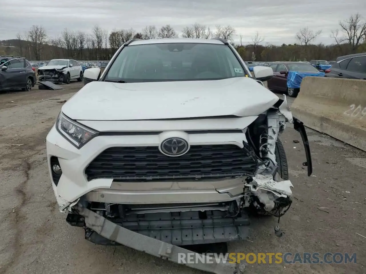 5 Photograph of a damaged car 2T3P1RFV2LC121441 TOYOTA RAV4 2020