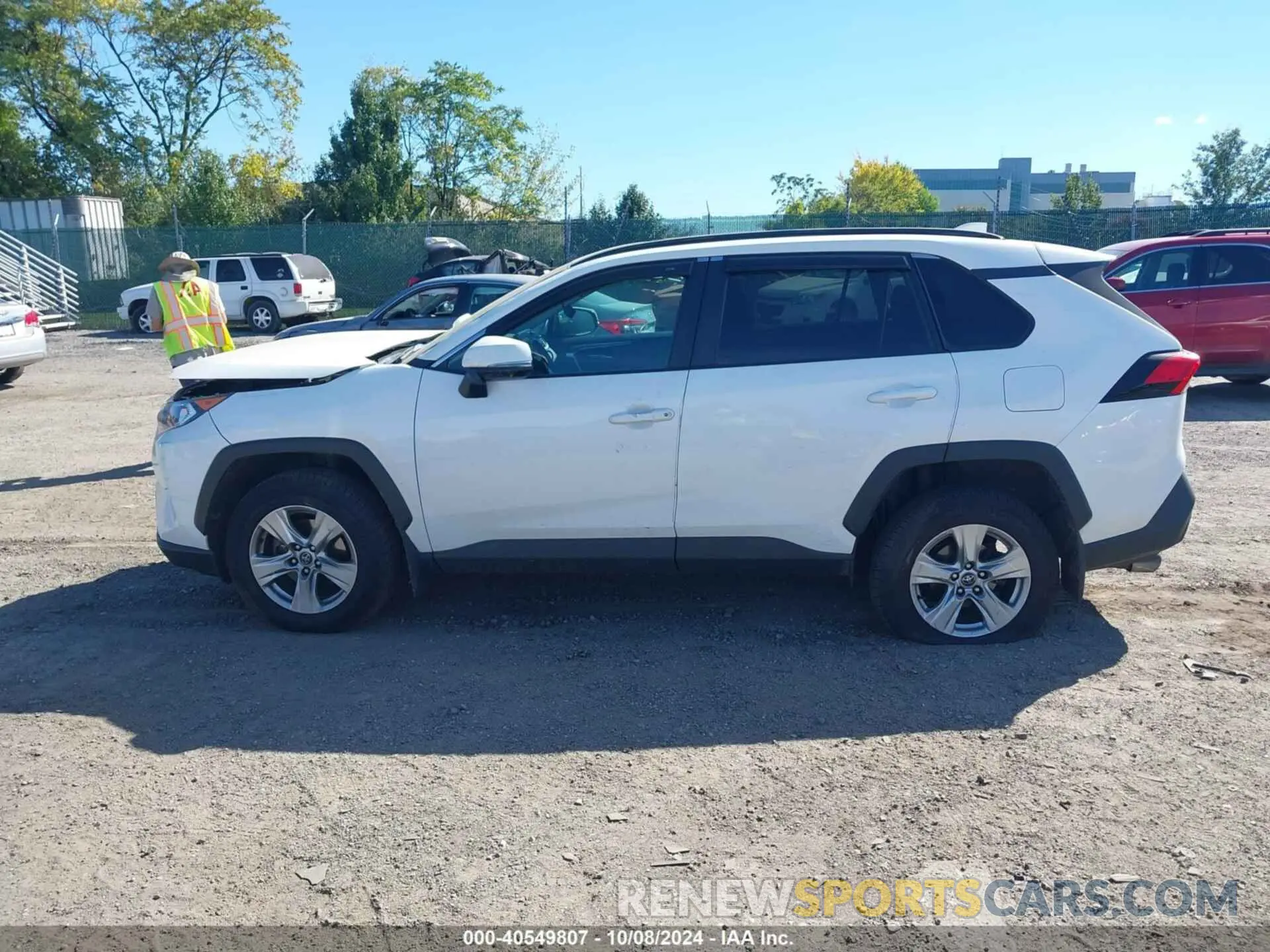 14 Photograph of a damaged car 2T3P1RFV2LW131871 TOYOTA RAV4 2020