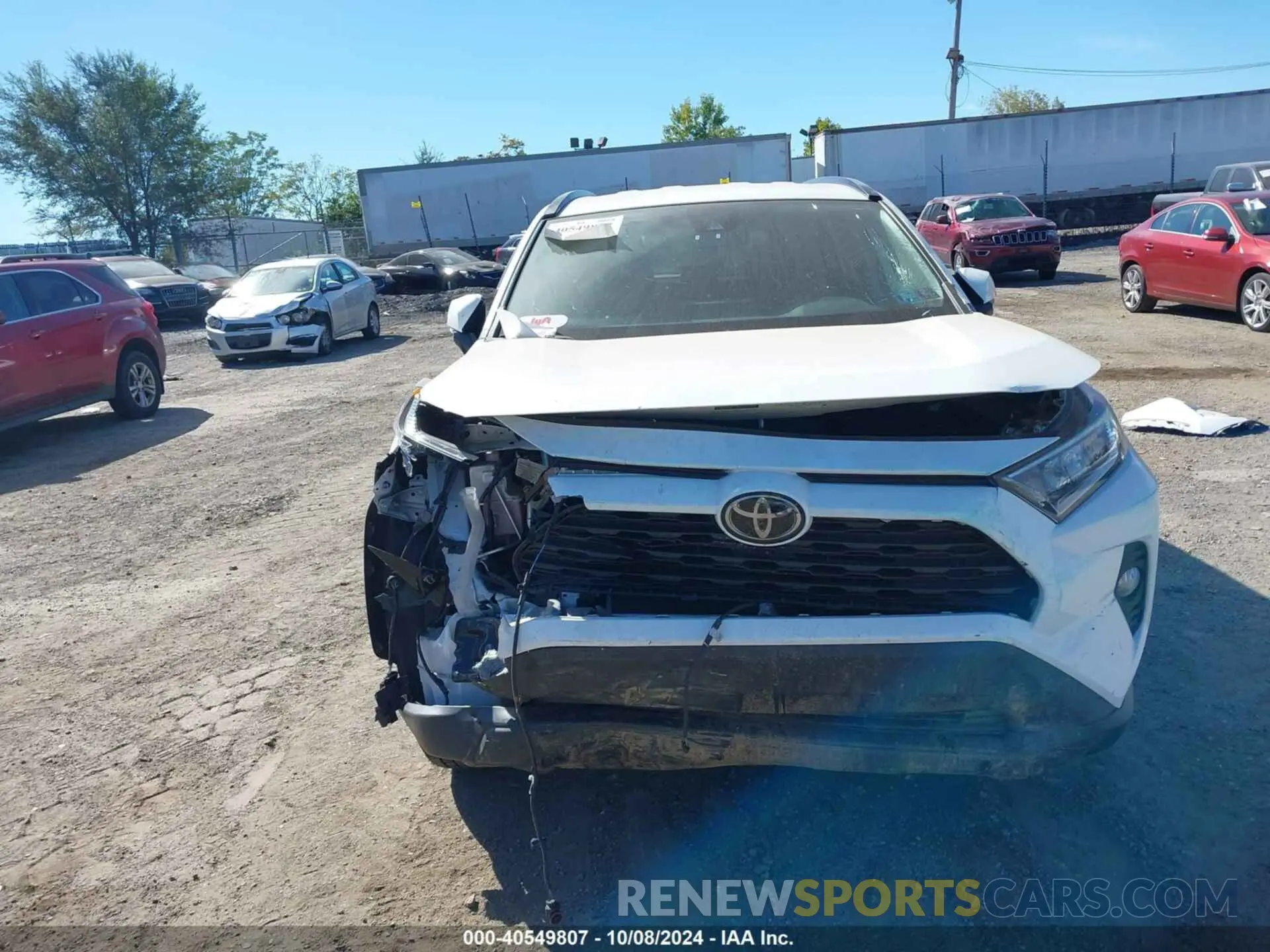 6 Photograph of a damaged car 2T3P1RFV2LW131871 TOYOTA RAV4 2020