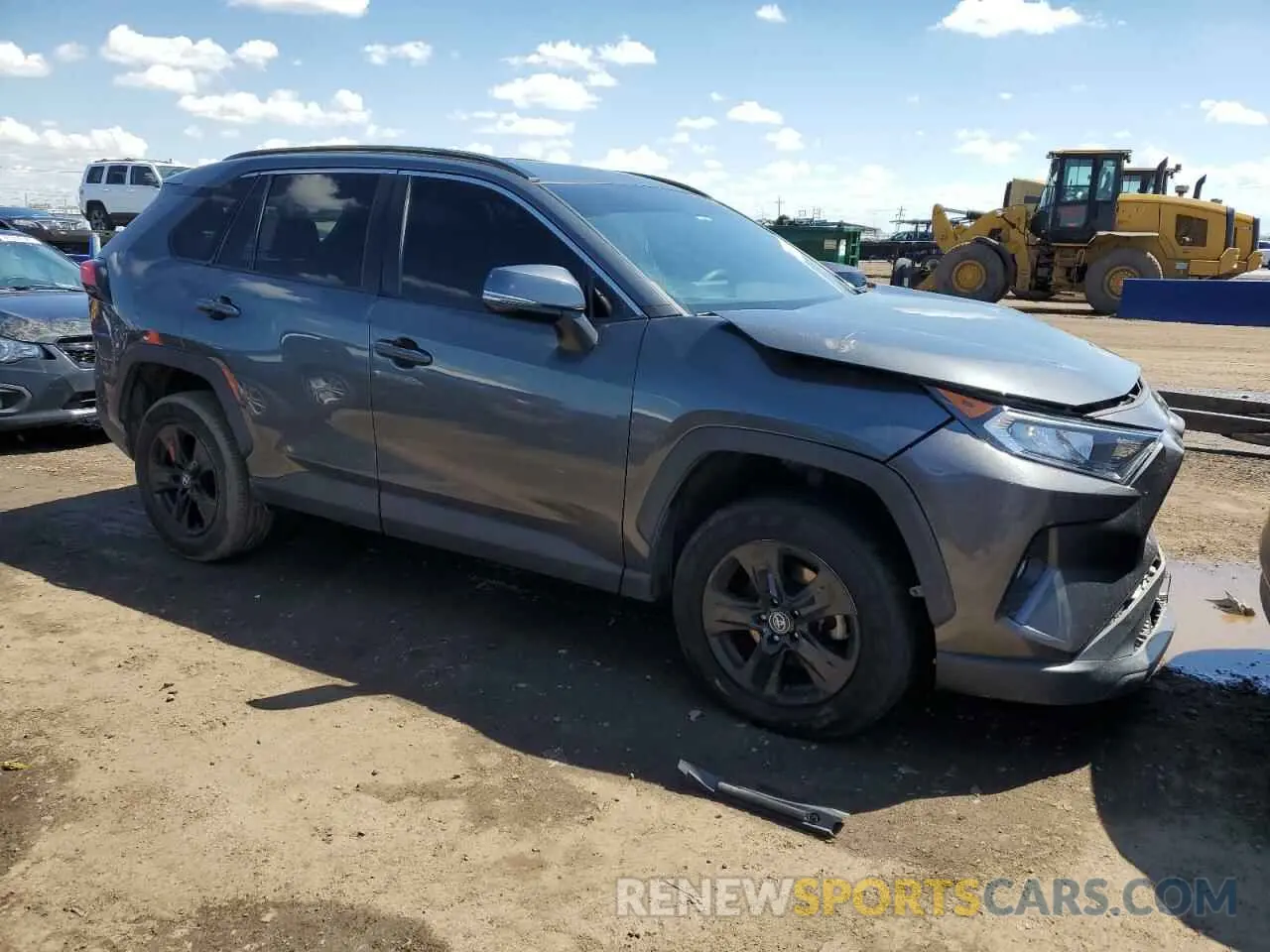 4 Photograph of a damaged car 2T3P1RFV3LC066675 TOYOTA RAV4 2020