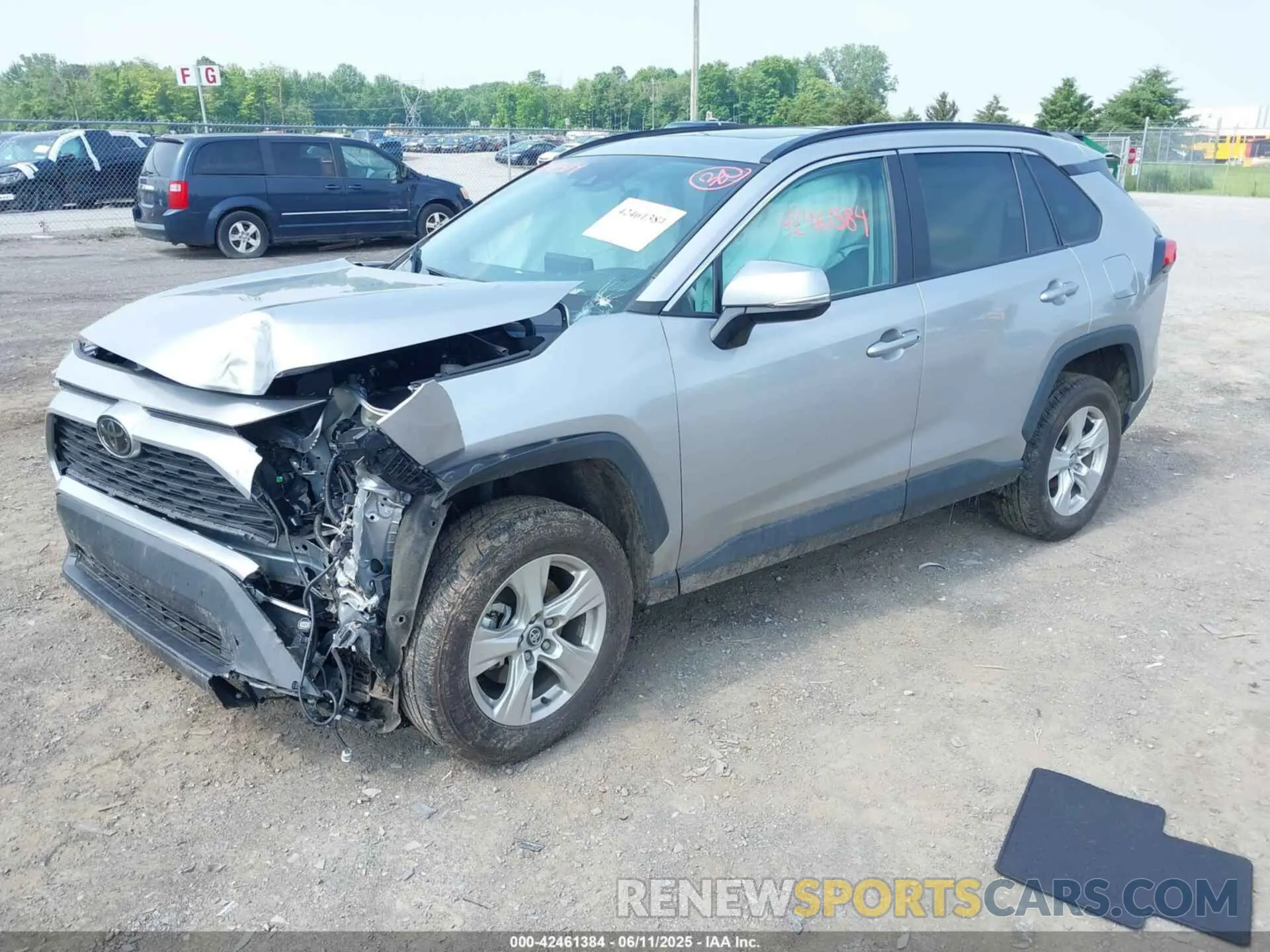 2 Photograph of a damaged car 2T3P1RFV3LC071374 TOYOTA RAV4 2020