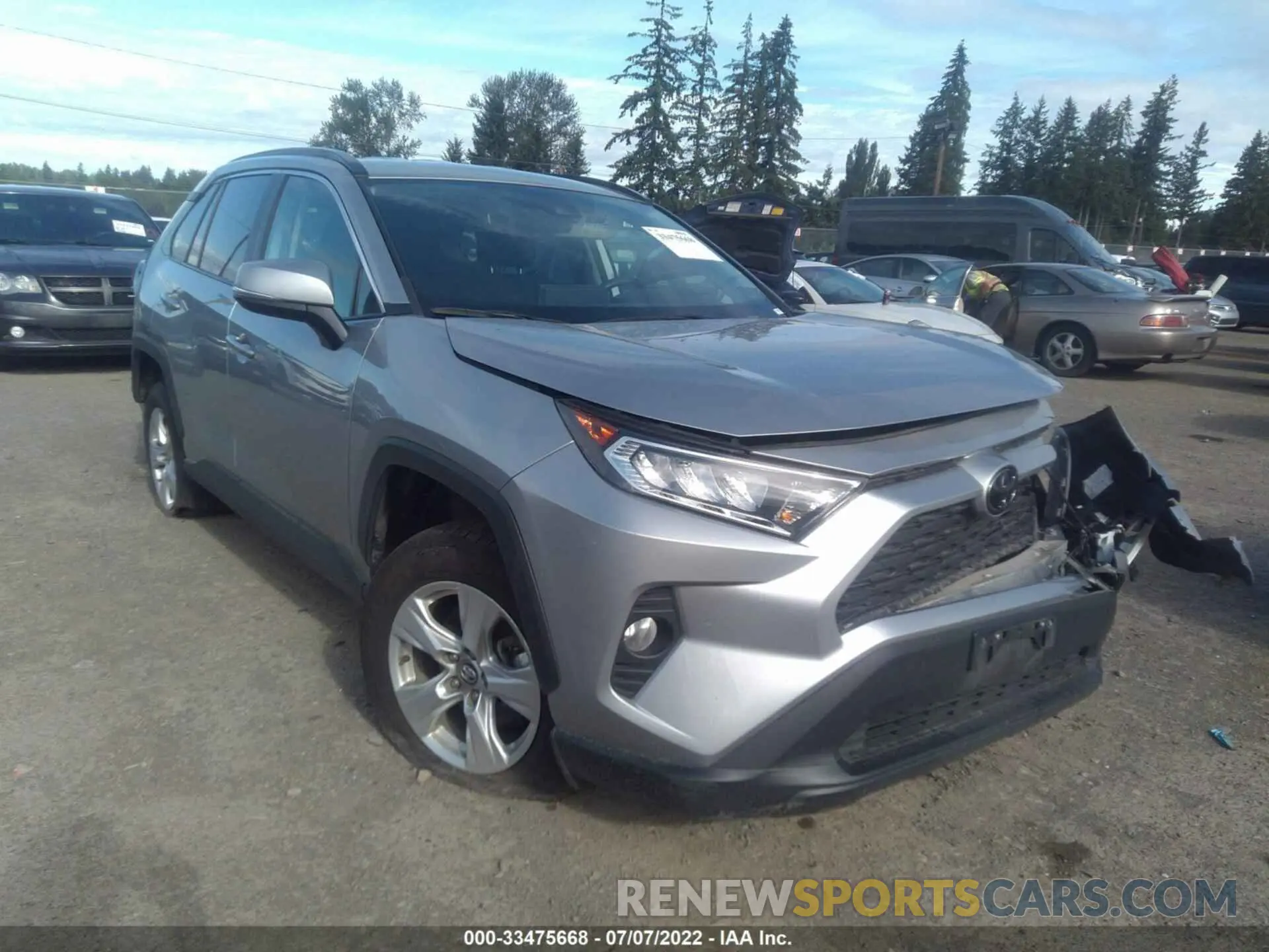1 Фотография поврежденного автомобиля 2T3P1RFV3LC090393 TOYOTA RAV4 2020