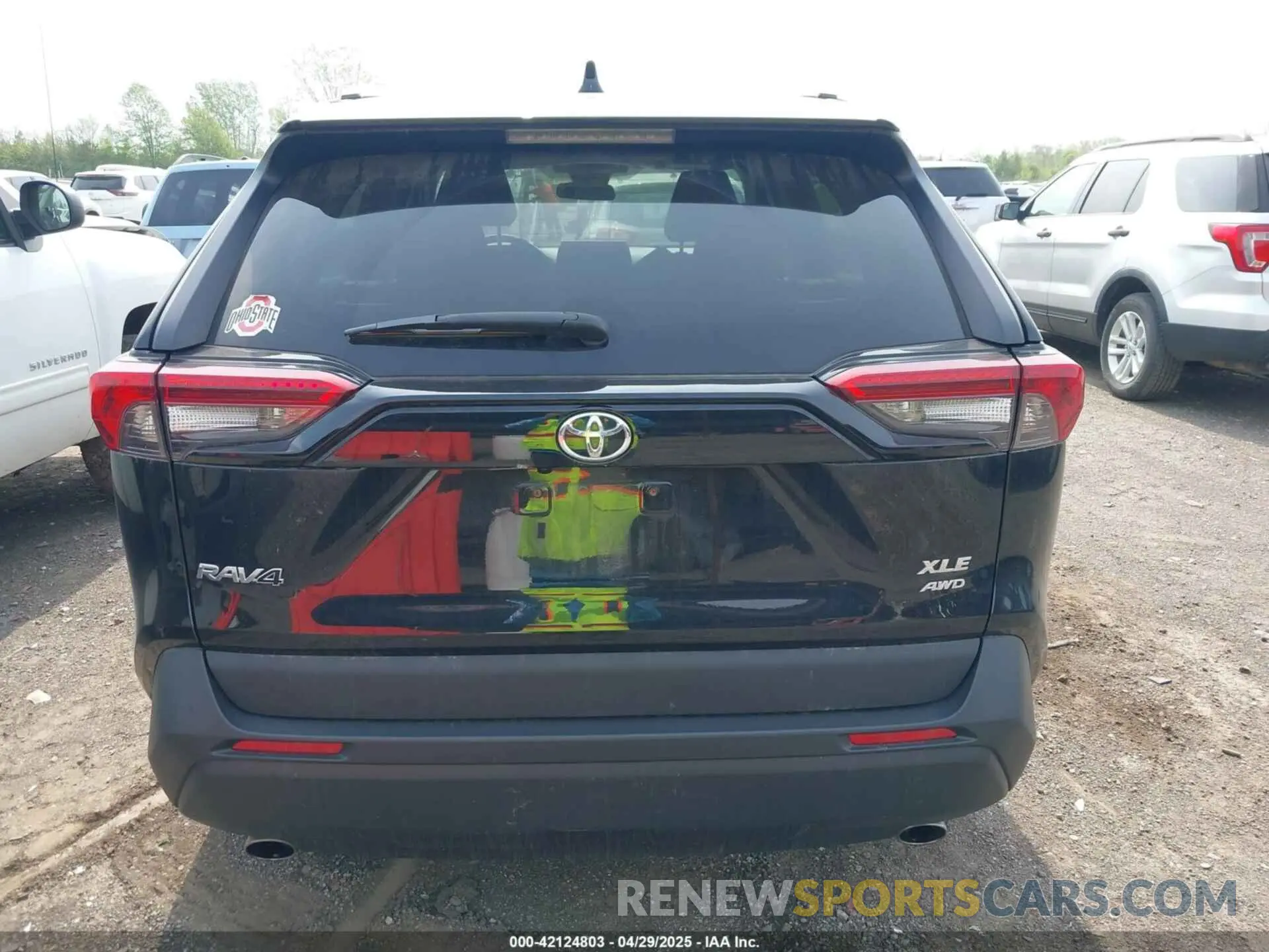 16 Photograph of a damaged car 2T3P1RFV3LC121898 TOYOTA RAV4 2020