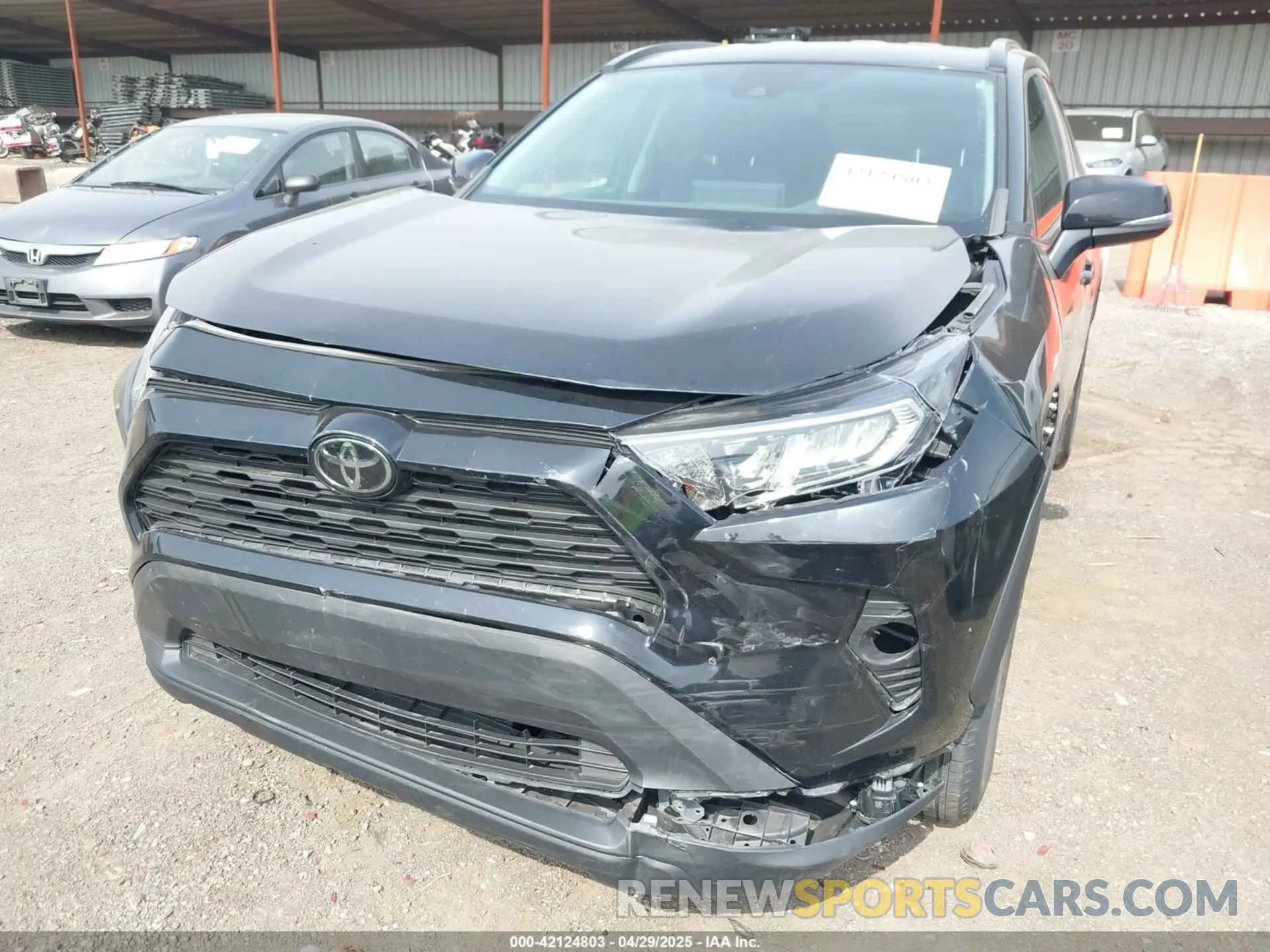 6 Photograph of a damaged car 2T3P1RFV3LC121898 TOYOTA RAV4 2020