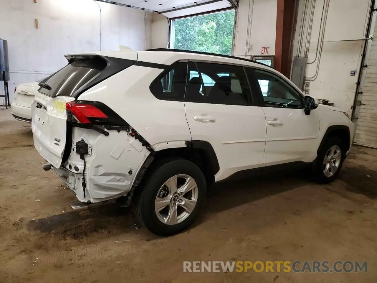 3 Photograph of a damaged car 2T3P1RFV3LW094443 TOYOTA RAV4 2020