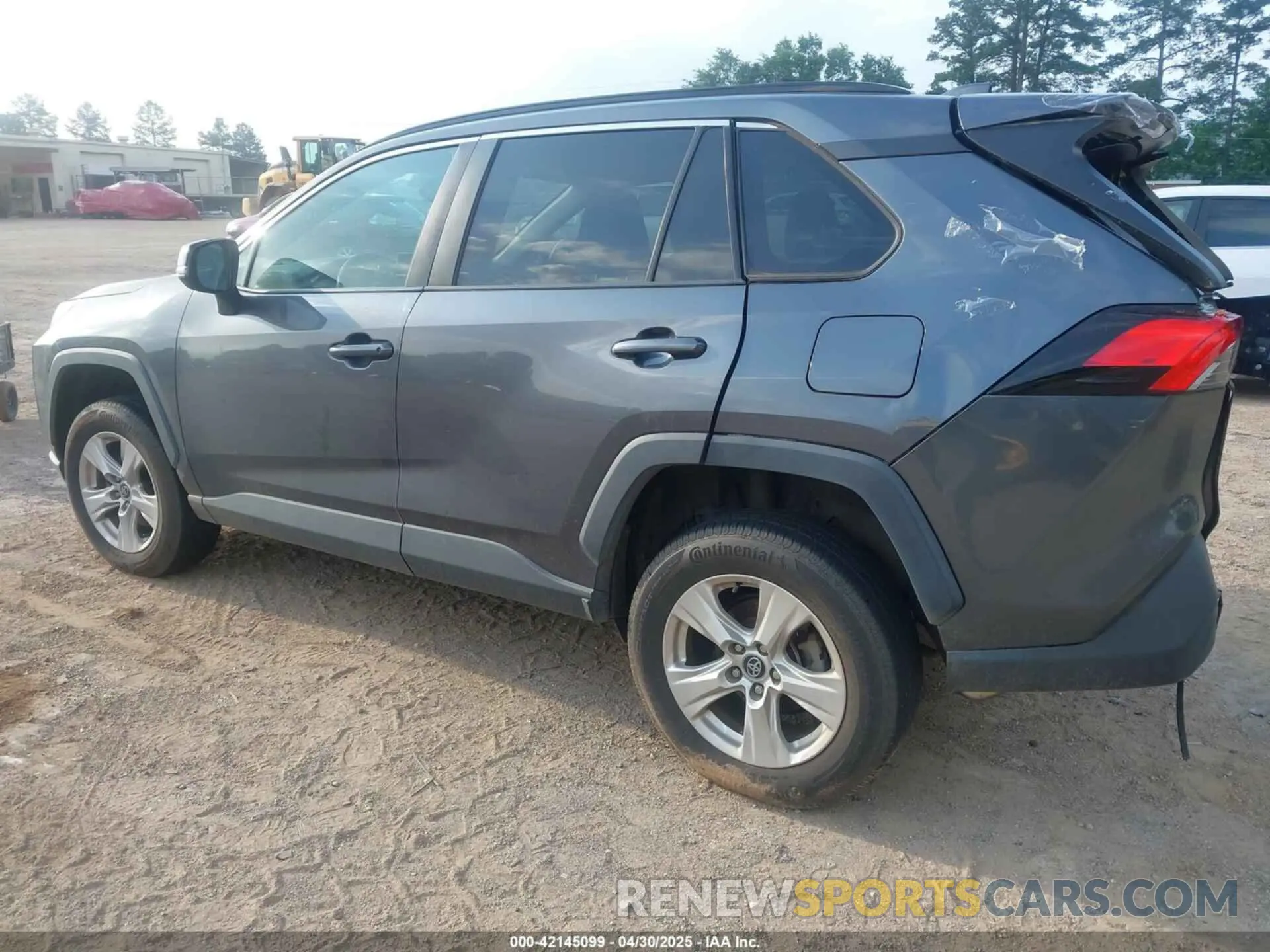 3 Фотография поврежденного автомобиля 2T3P1RFV4LC090760 TOYOTA RAV4 2020
