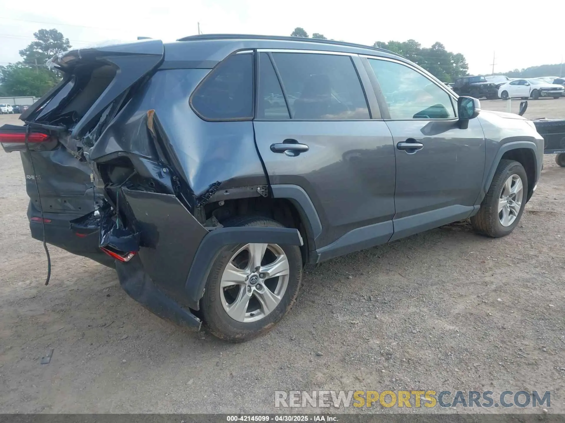 4 Фотография поврежденного автомобиля 2T3P1RFV4LC090760 TOYOTA RAV4 2020