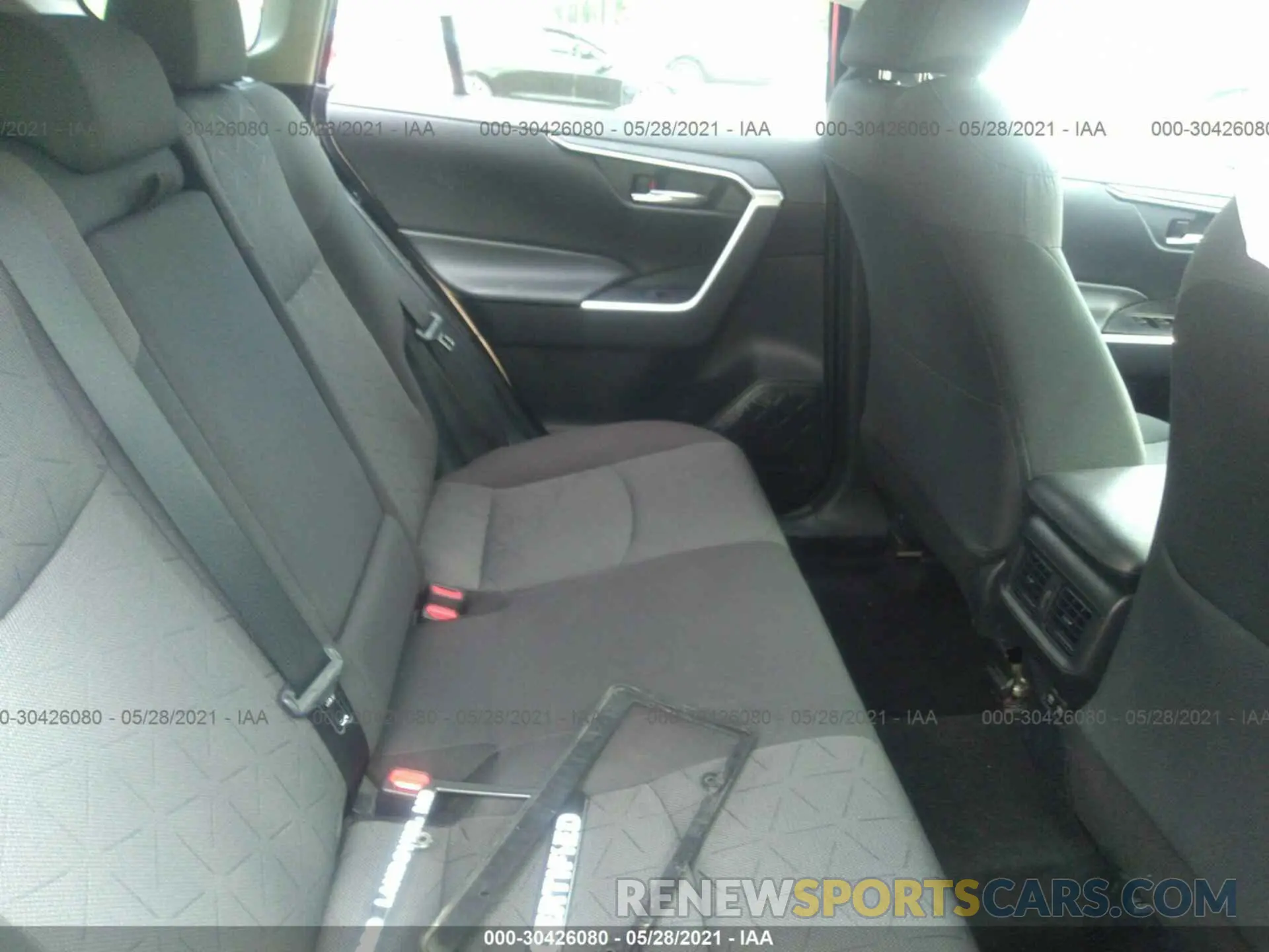 8 Photograph of a damaged car 2T3P1RFV4LC097966 TOYOTA RAV4 2020