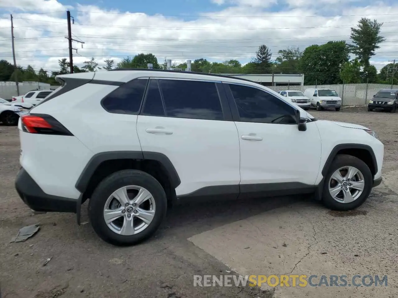 3 Photograph of a damaged car 2T3P1RFV4LW130169 TOYOTA RAV4 2020