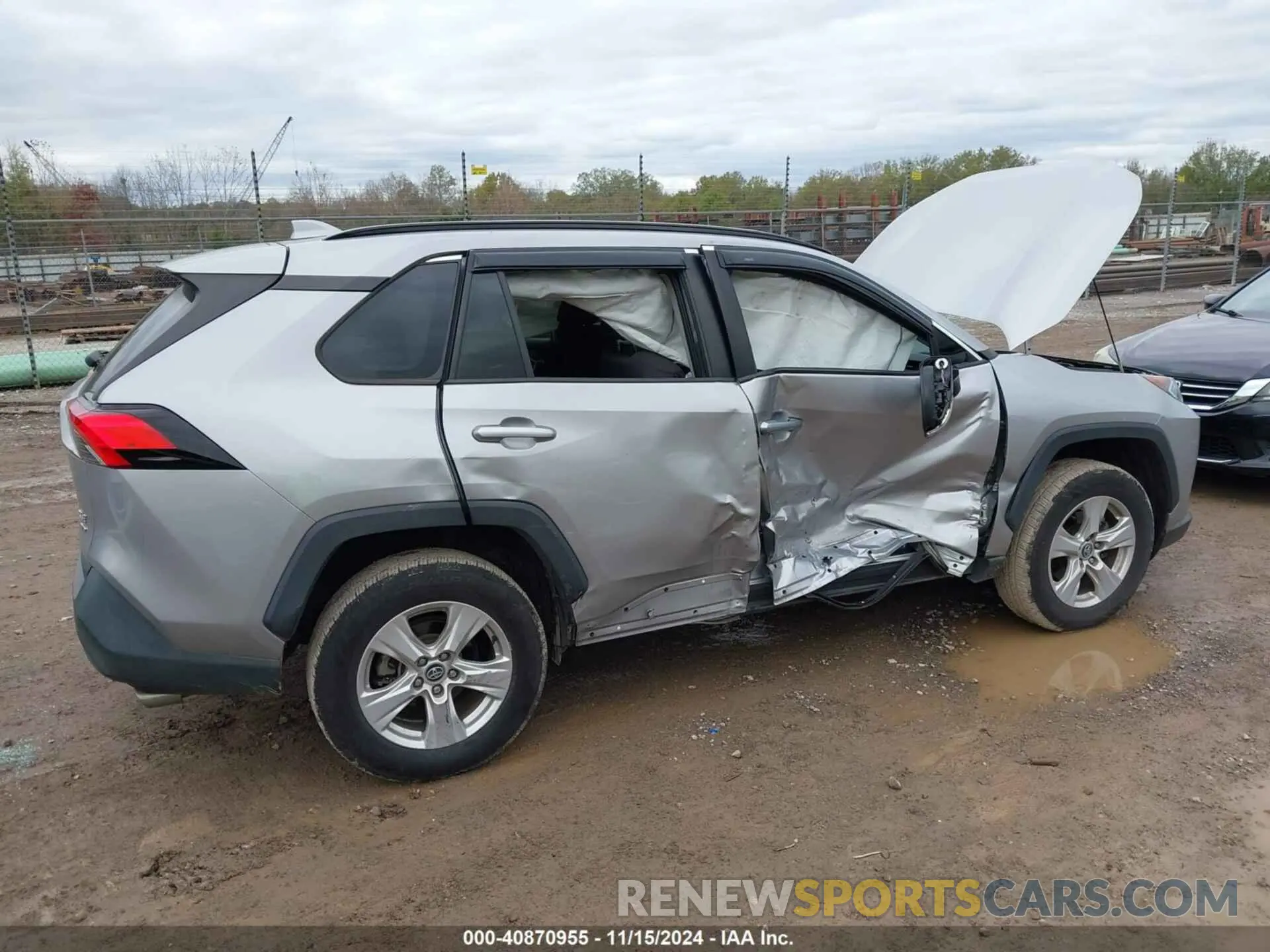 6 Photograph of a damaged car 2T3P1RFV5LC072283 TOYOTA RAV4 2020