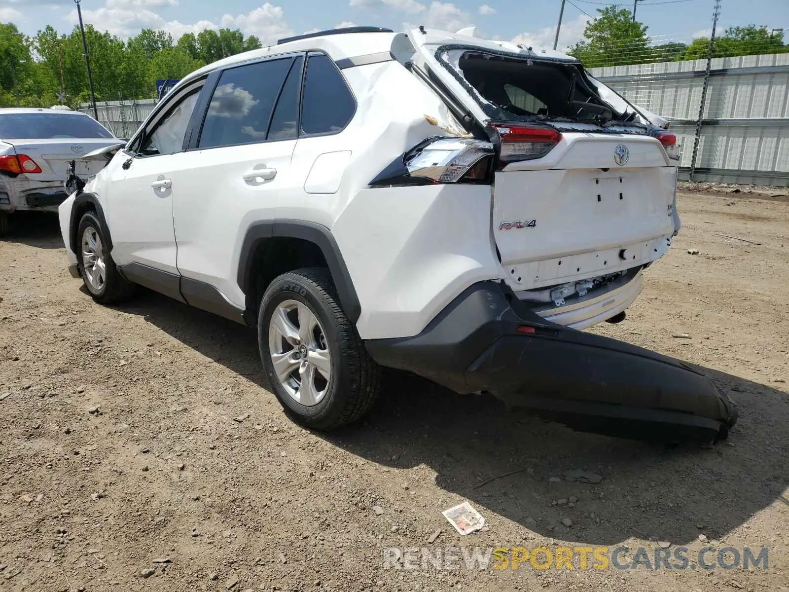 3 Photograph of a damaged car 2T3P1RFV5LC100227 TOYOTA RAV4 2020