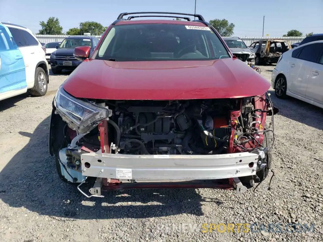 5 Photograph of a damaged car 2T3P1RFV5LC103113 TOYOTA RAV4 2020