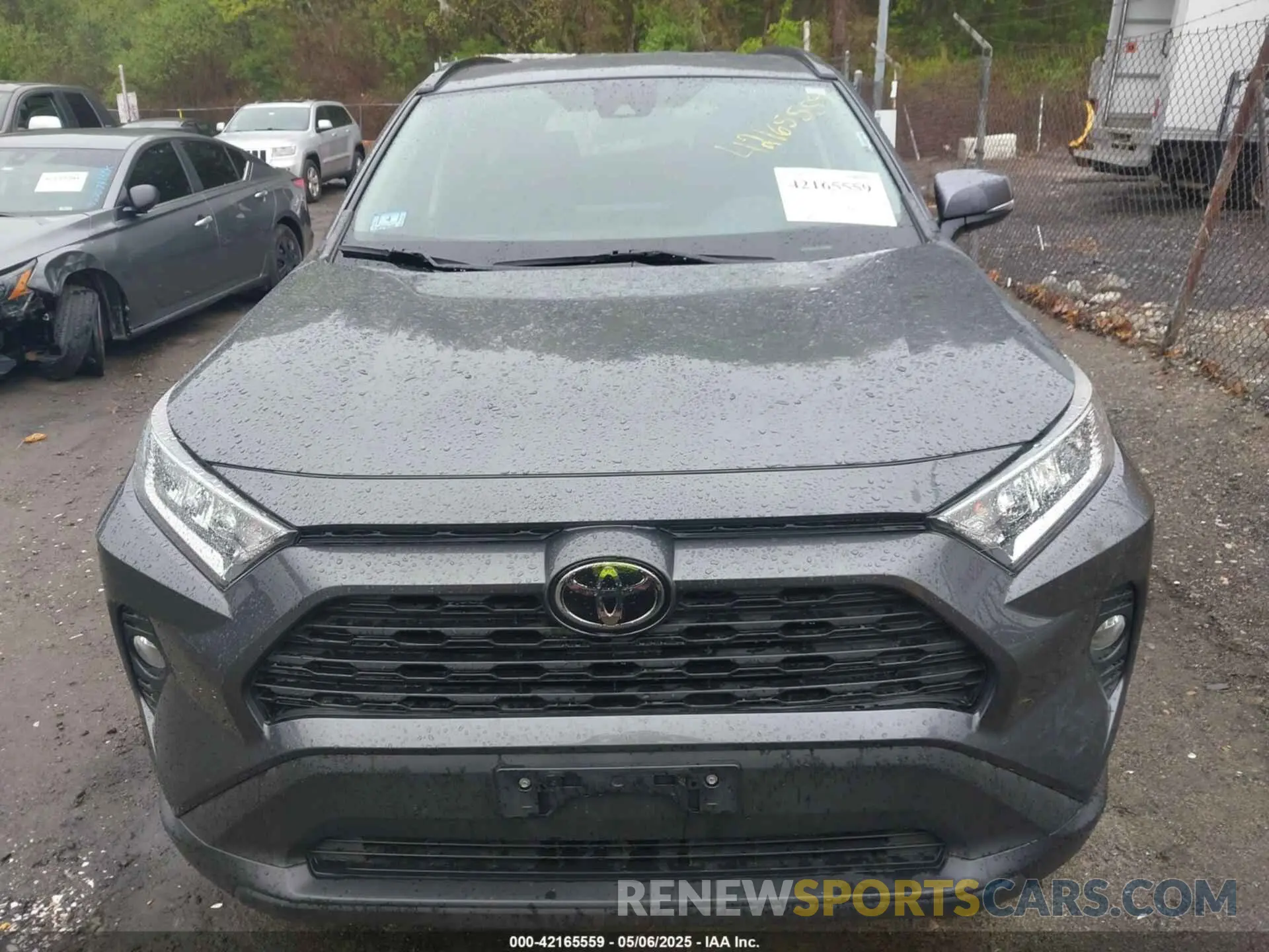 12 Photograph of a damaged car 2T3P1RFV5LC111826 TOYOTA RAV4 2020
