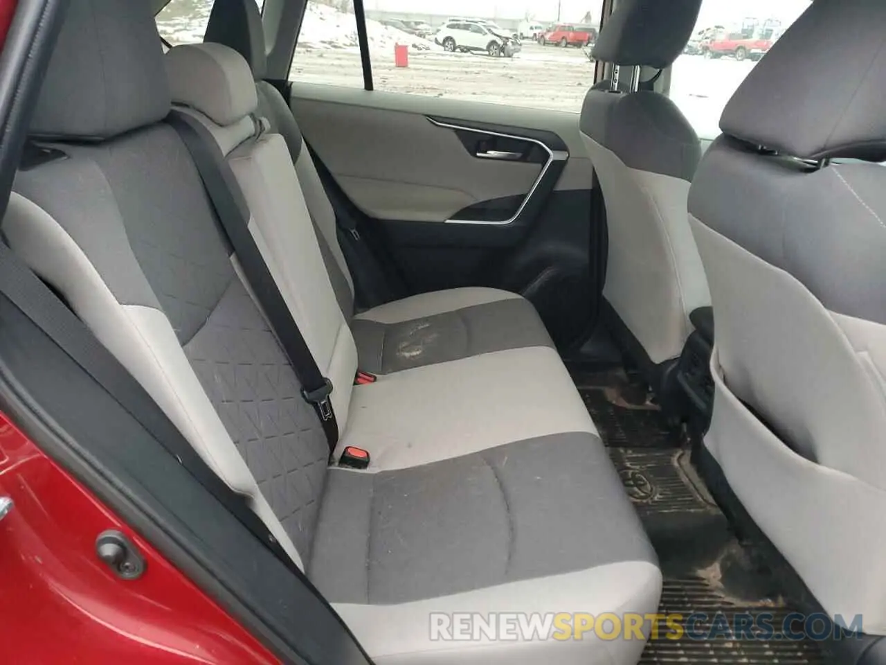 11 Фотография поврежденного автомобиля 2T3P1RFV5LW097392 TOYOTA RAV4 2020