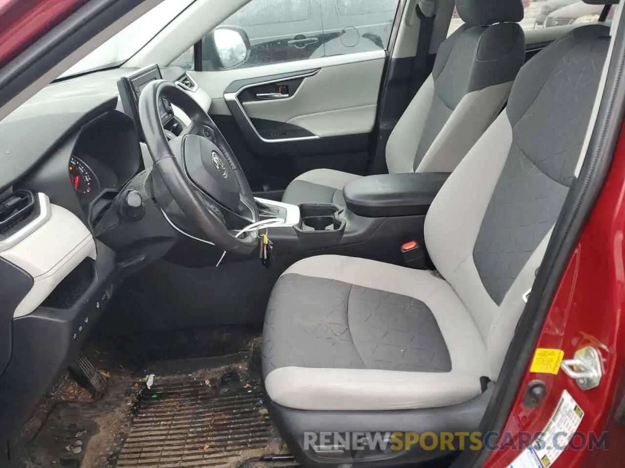 7 Фотография поврежденного автомобиля 2T3P1RFV5LW097392 TOYOTA RAV4 2020
