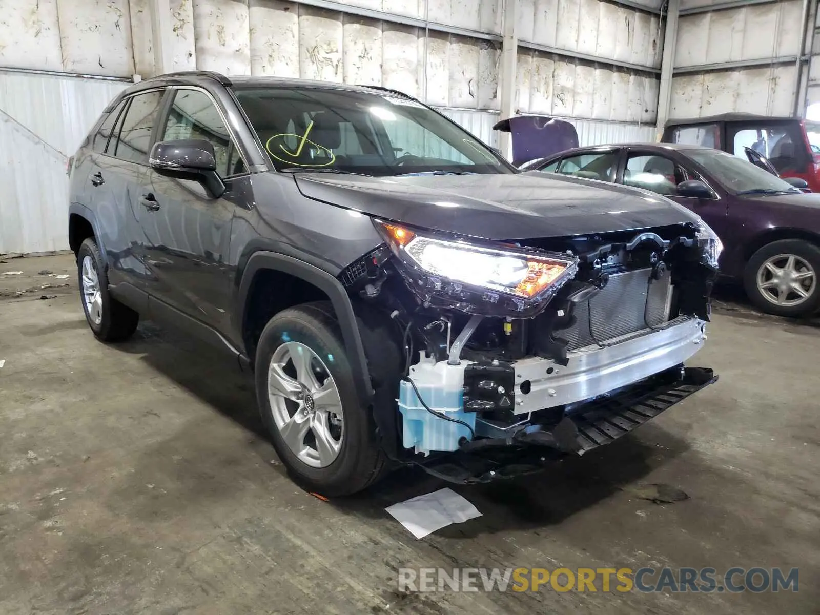 1 Photograph of a damaged car 2T3P1RFV6LC113004 TOYOTA RAV4 2020