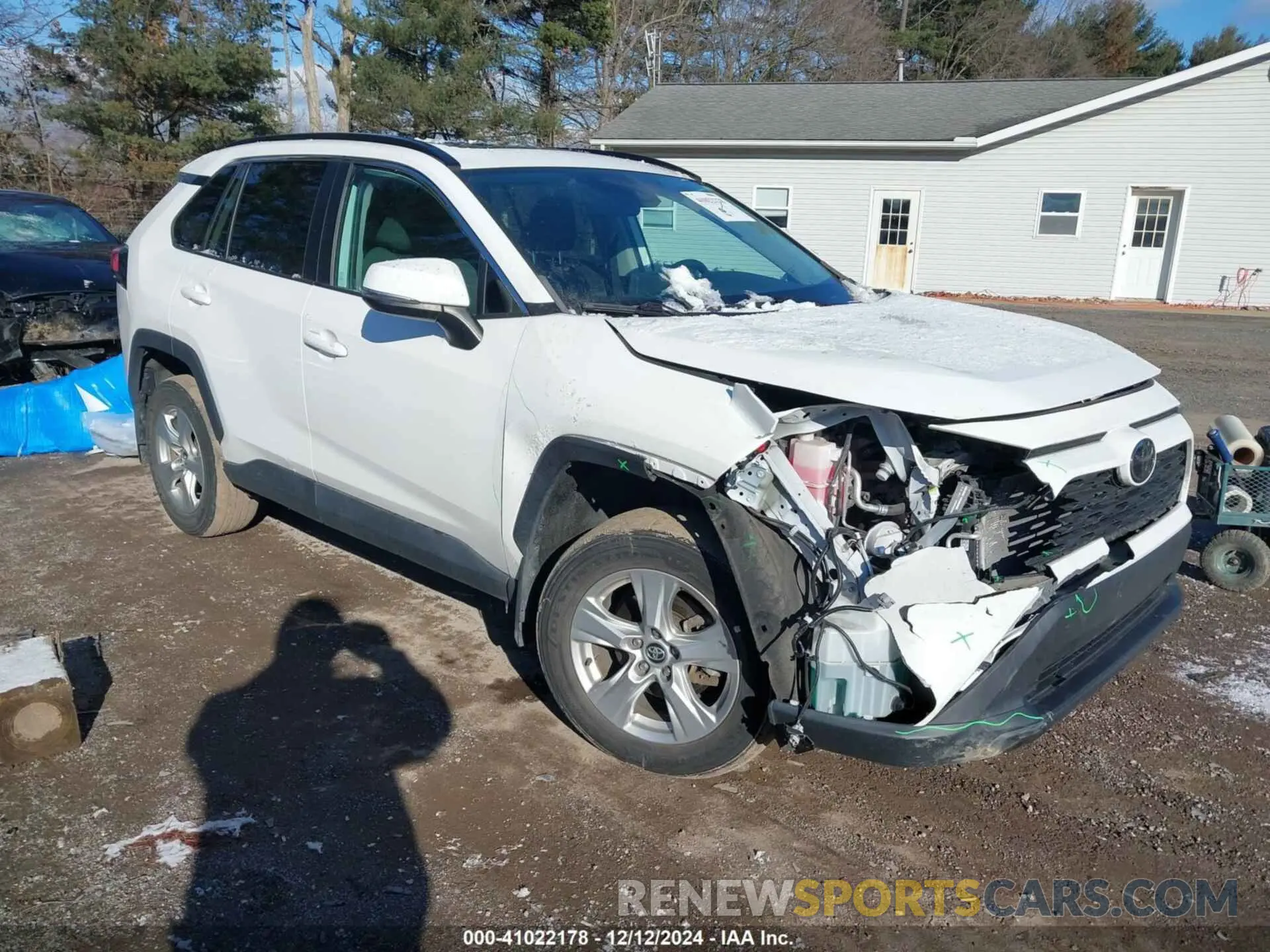 1 Фотография поврежденного автомобиля 2T3P1RFV6LW110814 TOYOTA RAV4 2020