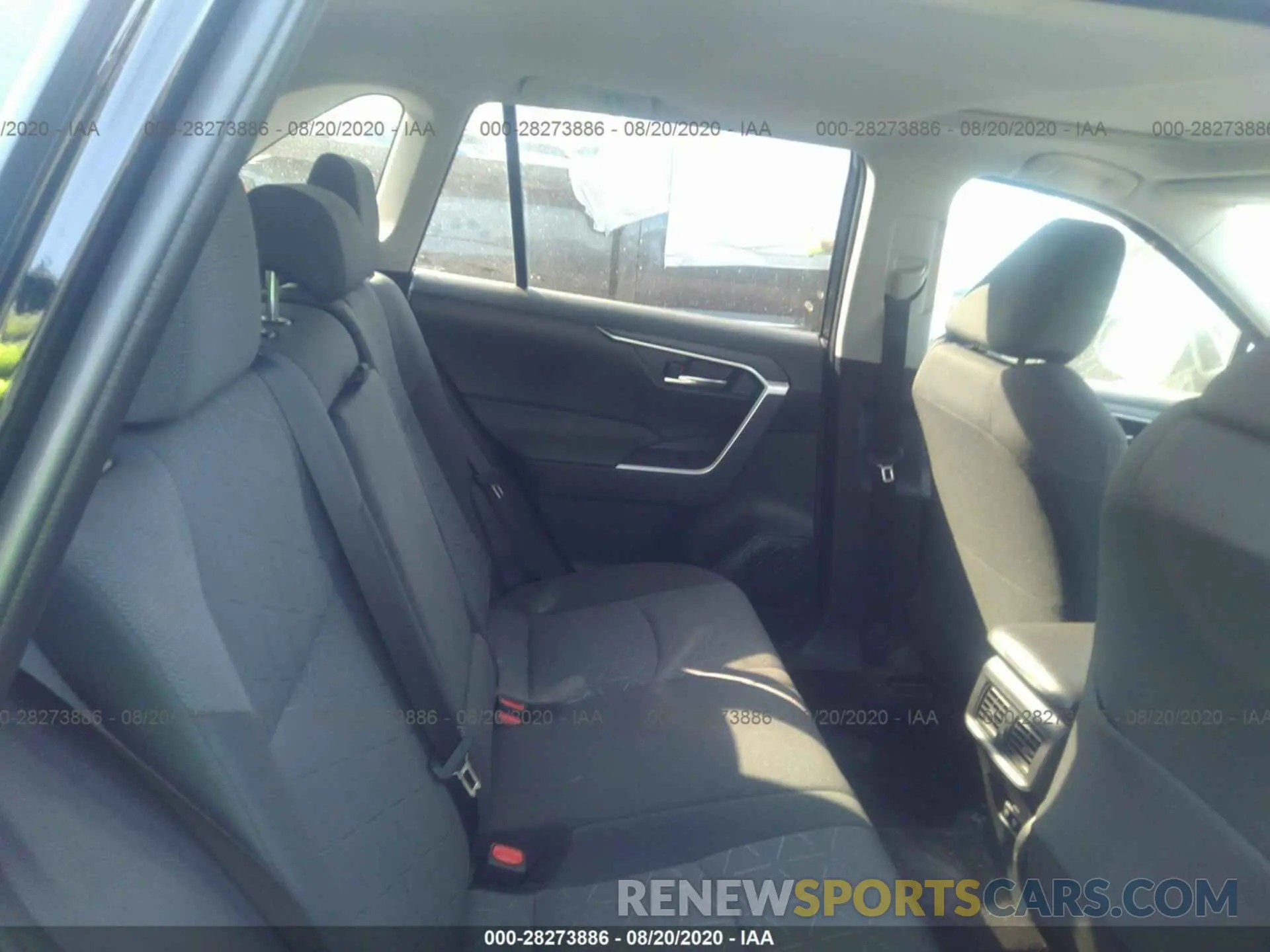 8 Photograph of a damaged car 2T3P1RFV7LC106997 TOYOTA RAV4 2020