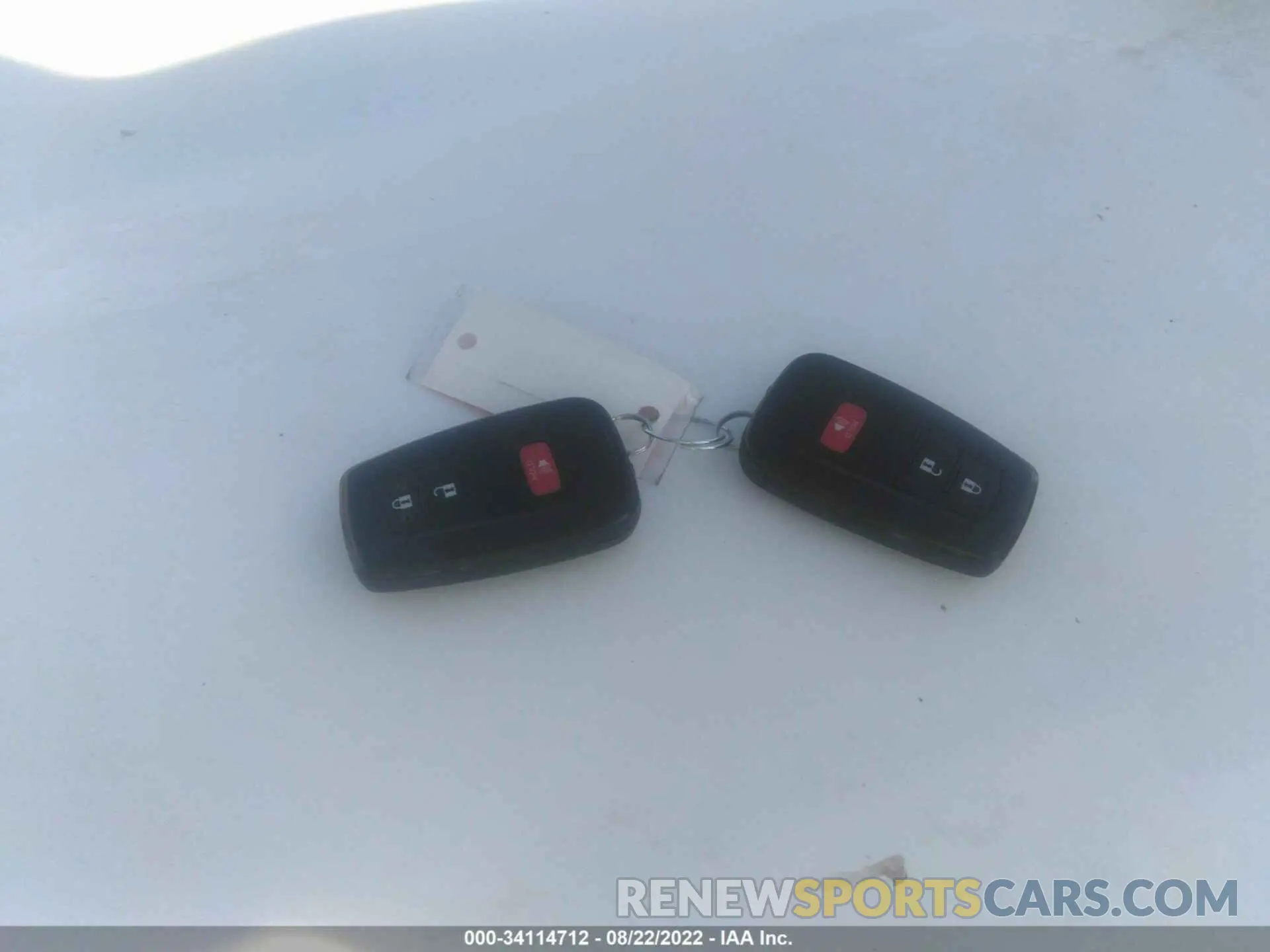 11 Photograph of a damaged car 2T3P1RFV7LC133911 TOYOTA RAV4 2020