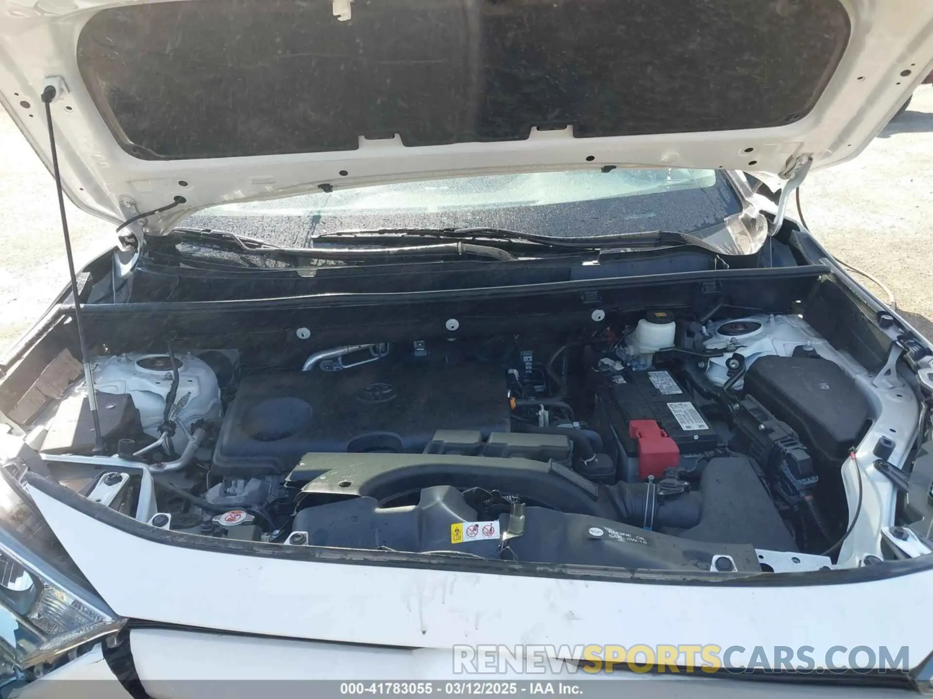 10 Photograph of a damaged car 2T3P1RFV7LC137103 TOYOTA RAV4 2020