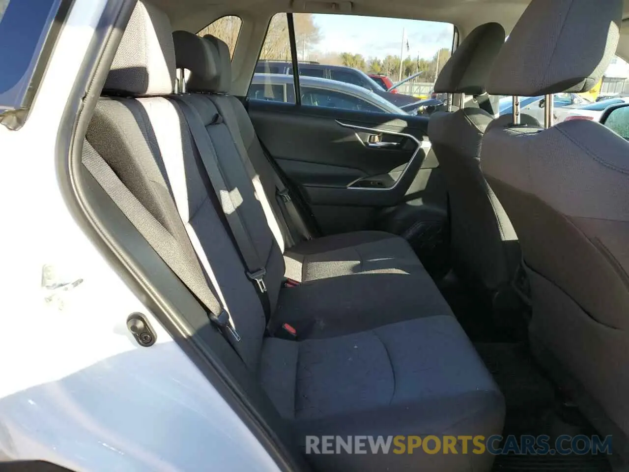 11 Фотография поврежденного автомобиля 2T3P1RFV7LW132448 TOYOTA RAV4 2020